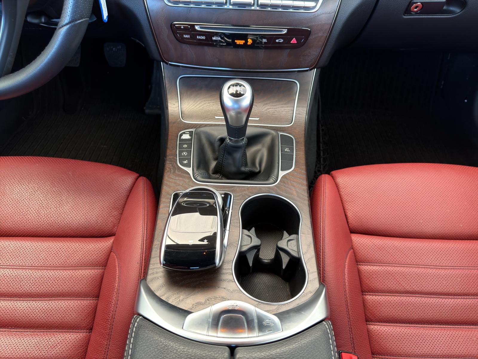 MERCEDES-BENZ C 180 Cabriolet - 17