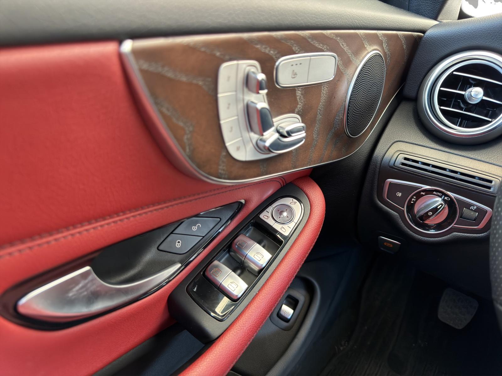 MERCEDES-BENZ C 180 Cabriolet - 19