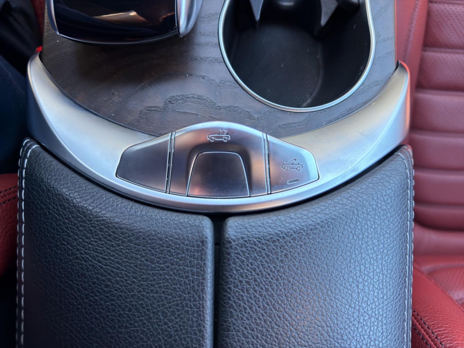 MERCEDES-BENZ C 180 Cabriolet - 24