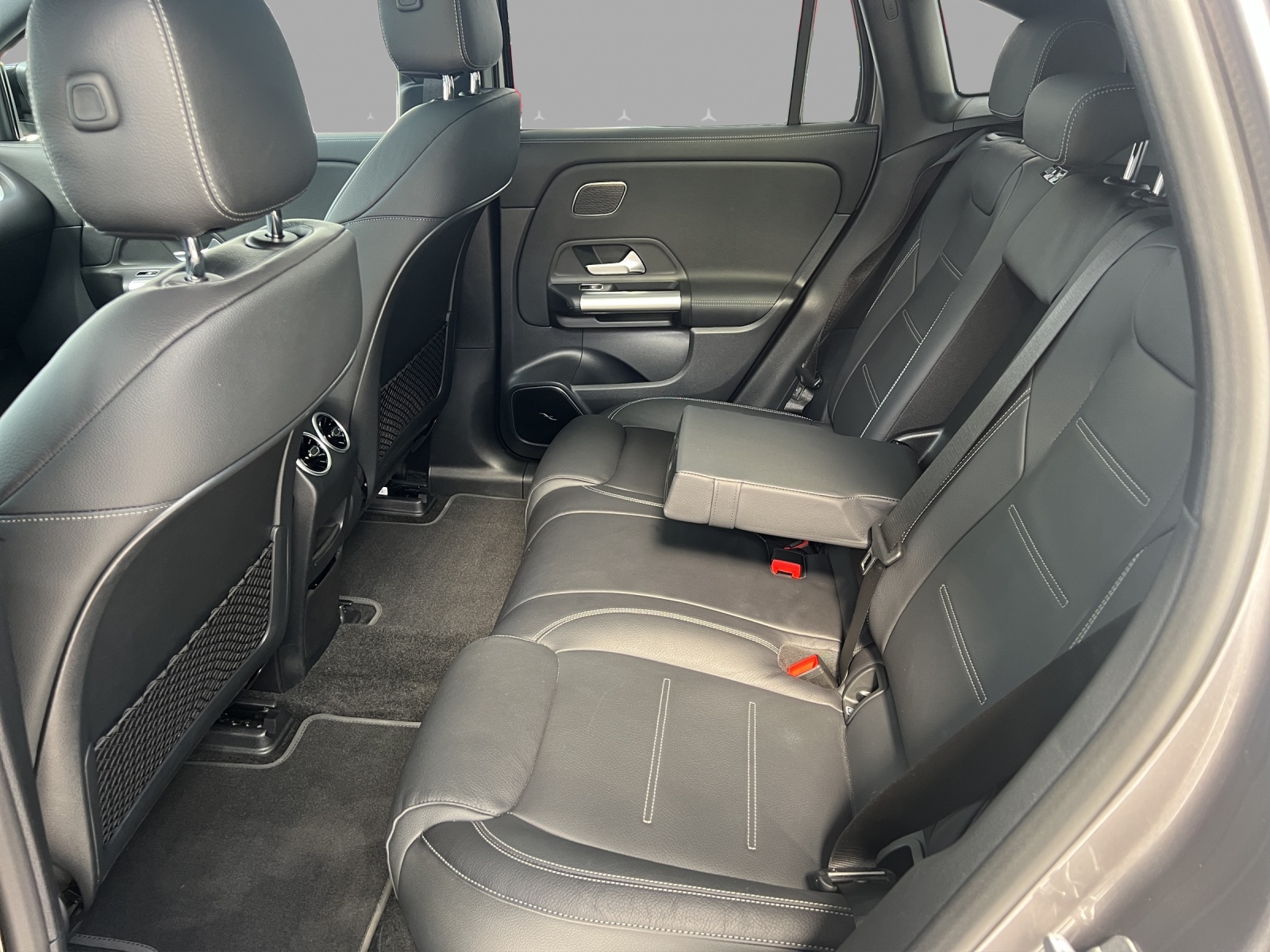 MERCEDES-BENZ EQA 350 66,5 kWh 4Matic Swiss Star - 14