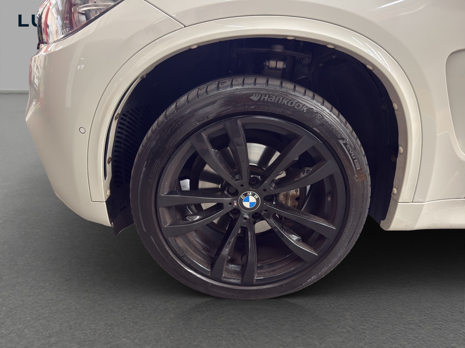 BMW X5 xDrive 30d Steptronic / Panorama-Dach / M-Paket / DISTRONIC - 7