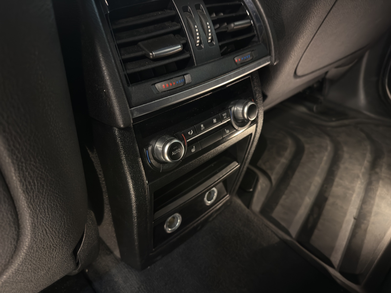 BMW X5 xDrive 30d Steptronic / Panorama-Dach / M-Paket / DISTRONIC - 16