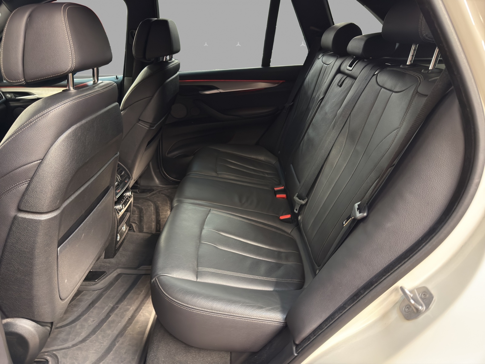 BMW X5 xDrive 30d Steptronic / Panorama-Dach / M-Paket / DISTRONIC - 14