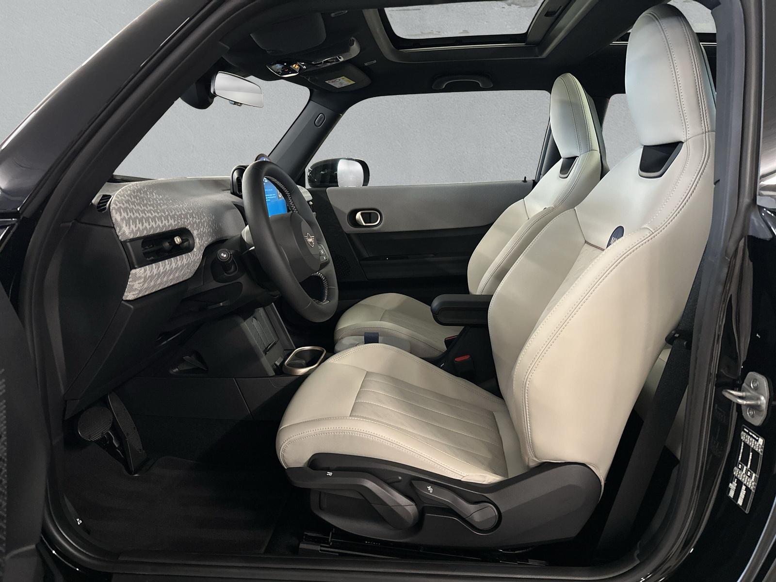 MINI F66 1.5i Cooper C (CH) Midnight Black - 11