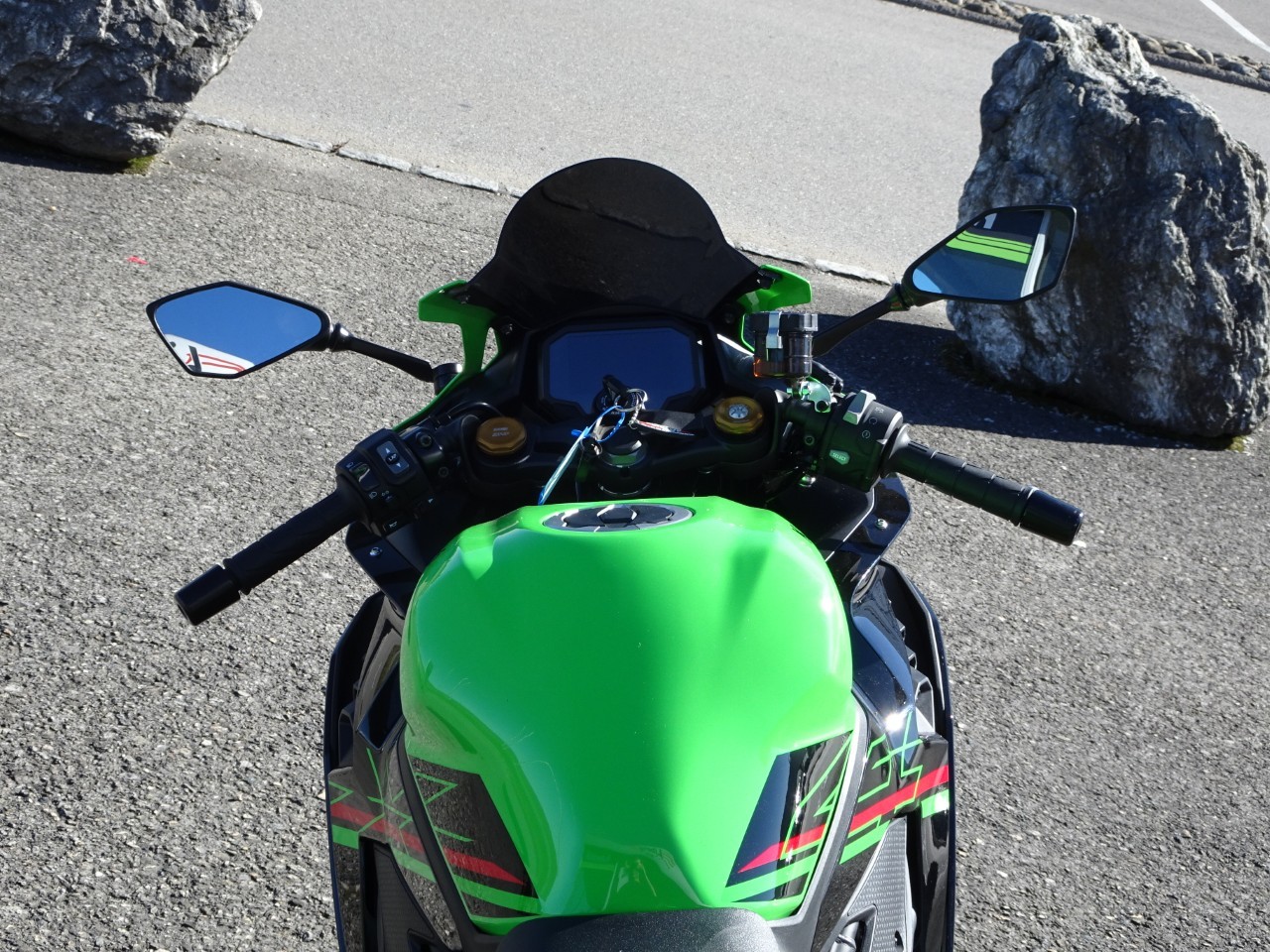 KAWASAKI Ninja ZX-4 RR - 7