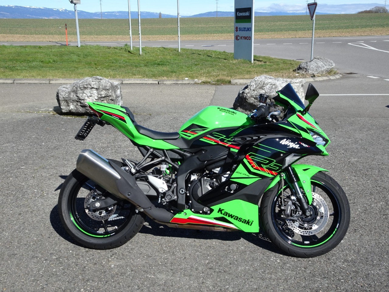 KAWASAKI Ninja ZX-4 RR