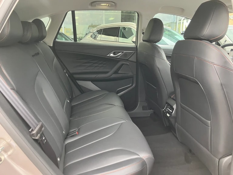 MG HS 1.5 T Hybrid+ Luxury - 7