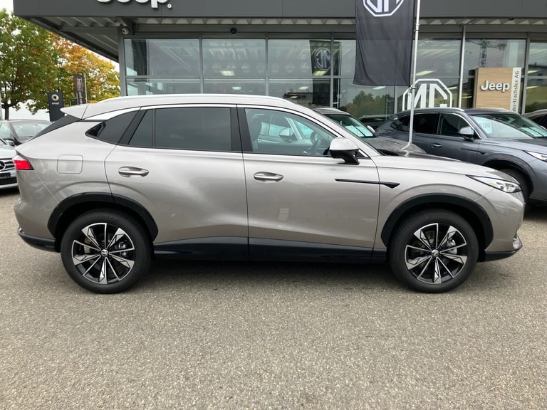 MG HS 1.5 T Hybrid+ Luxury