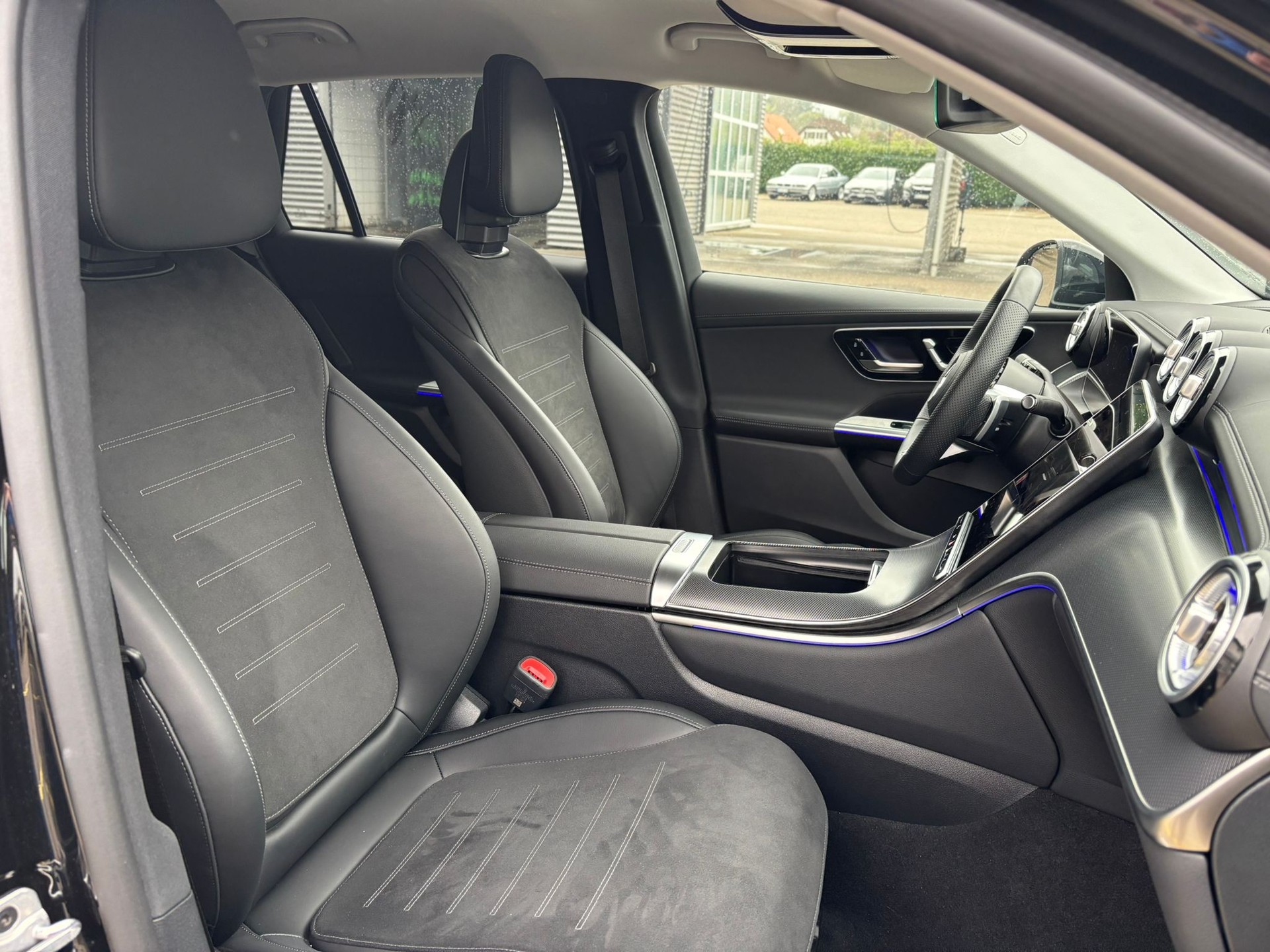 MERCEDES-BENZ GLC 200 AMG-Line 4Matic - 9