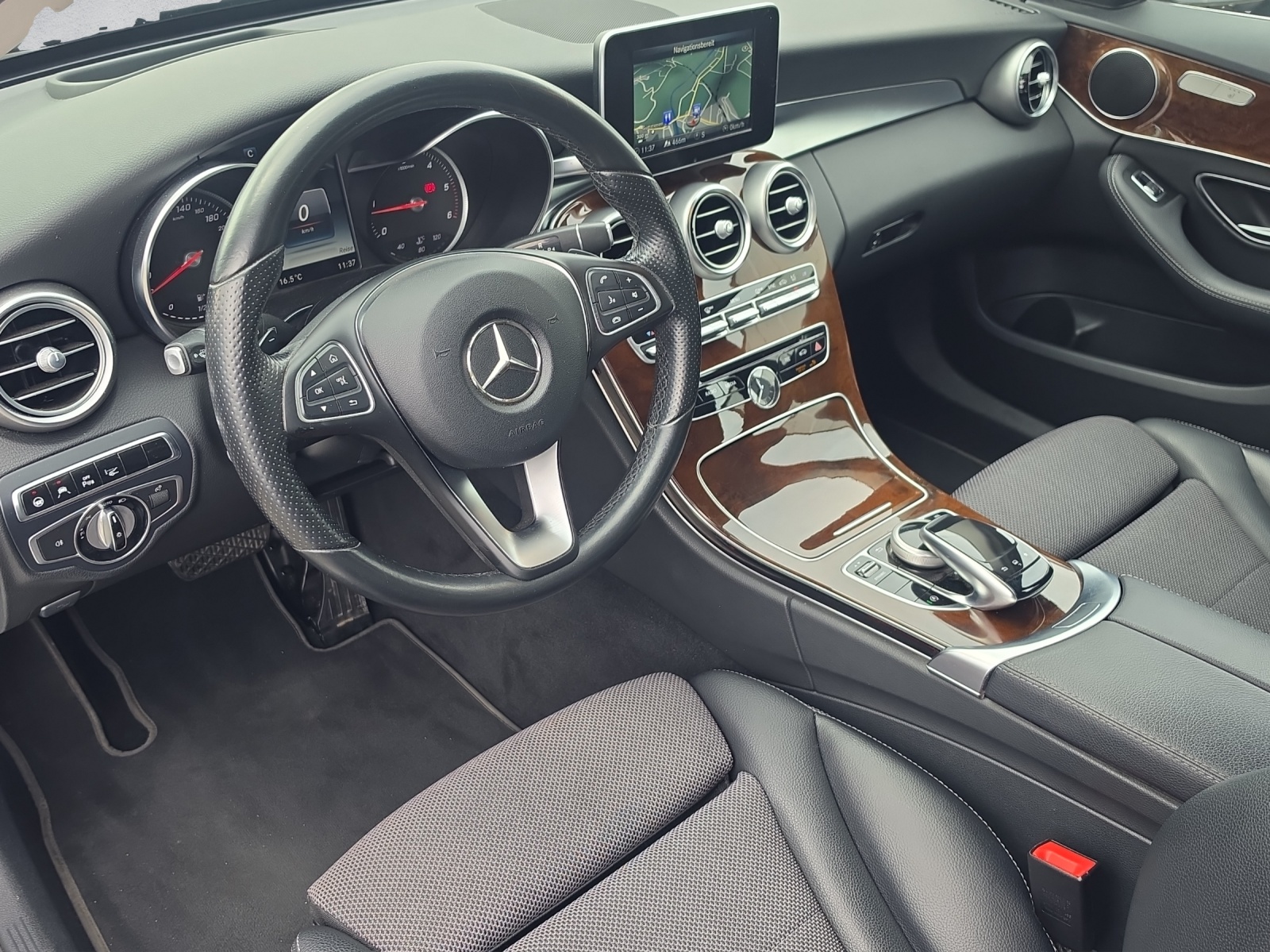 MERCEDES-BENZ C 250 BlueTEC Avantgarde 4Matic 7G-Tronic - 8