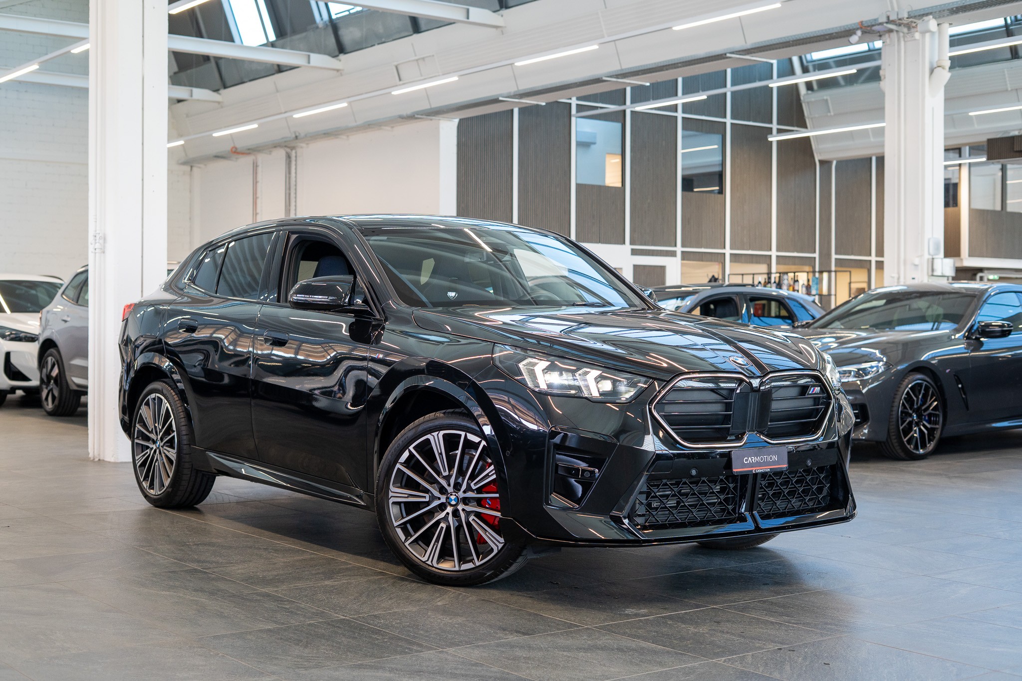 X2 M35i / Iconic Glow / Harman Kardon / Rückfahrkamera