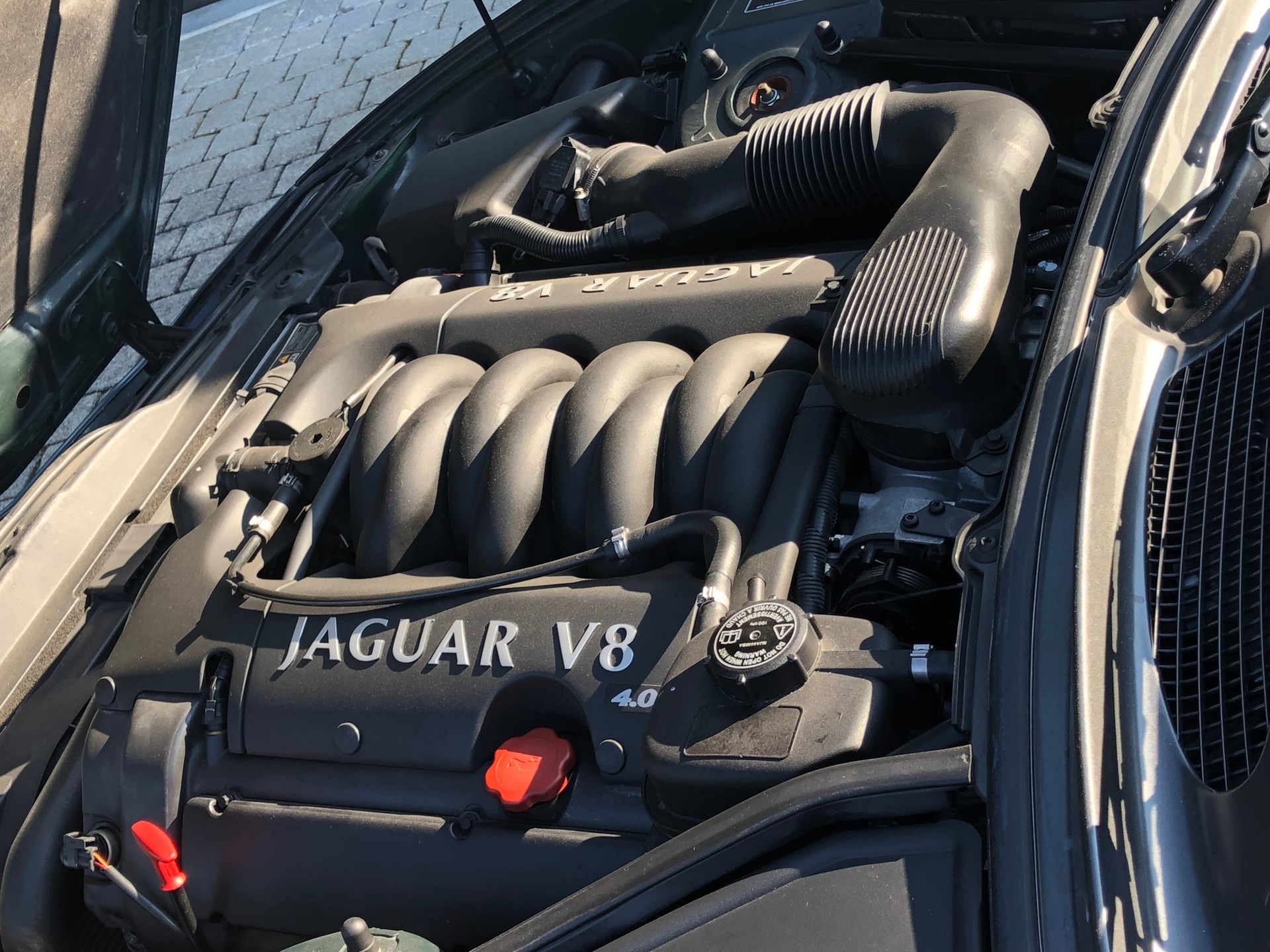 JAGUAR XK8 Convertible - 16