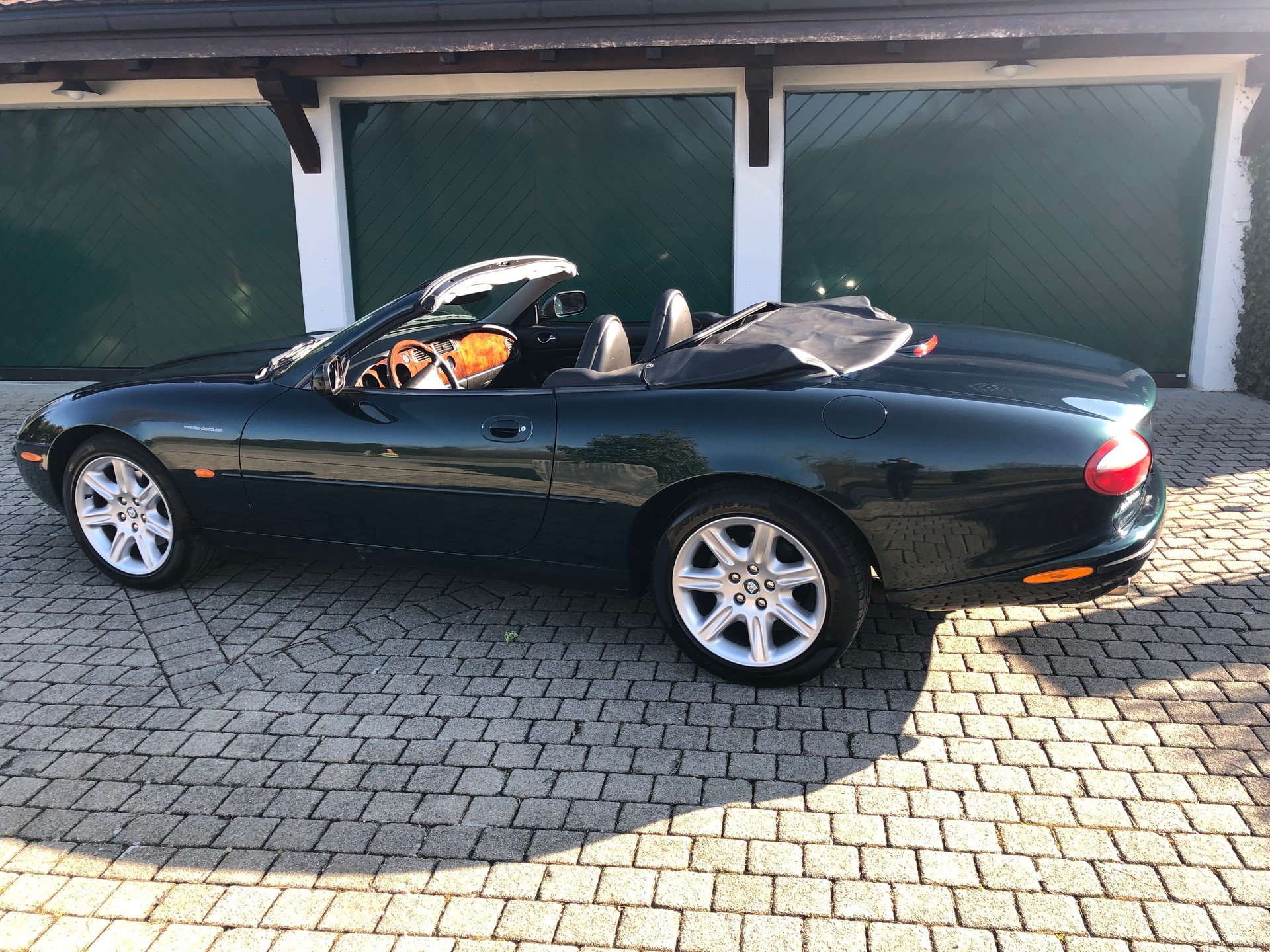 JAGUAR XK8 Convertible - 13