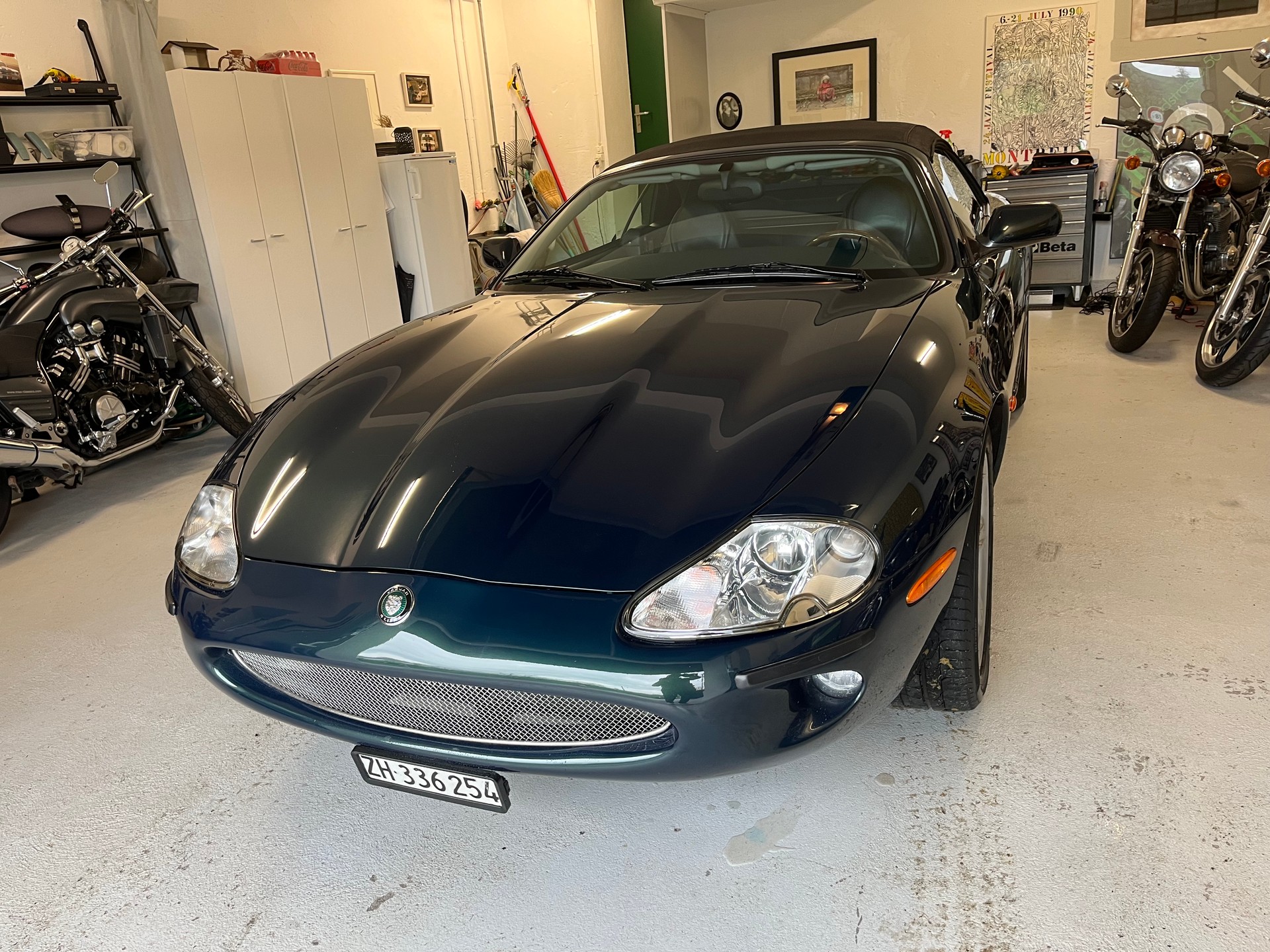 JAGUAR XK8 Convertible - 19