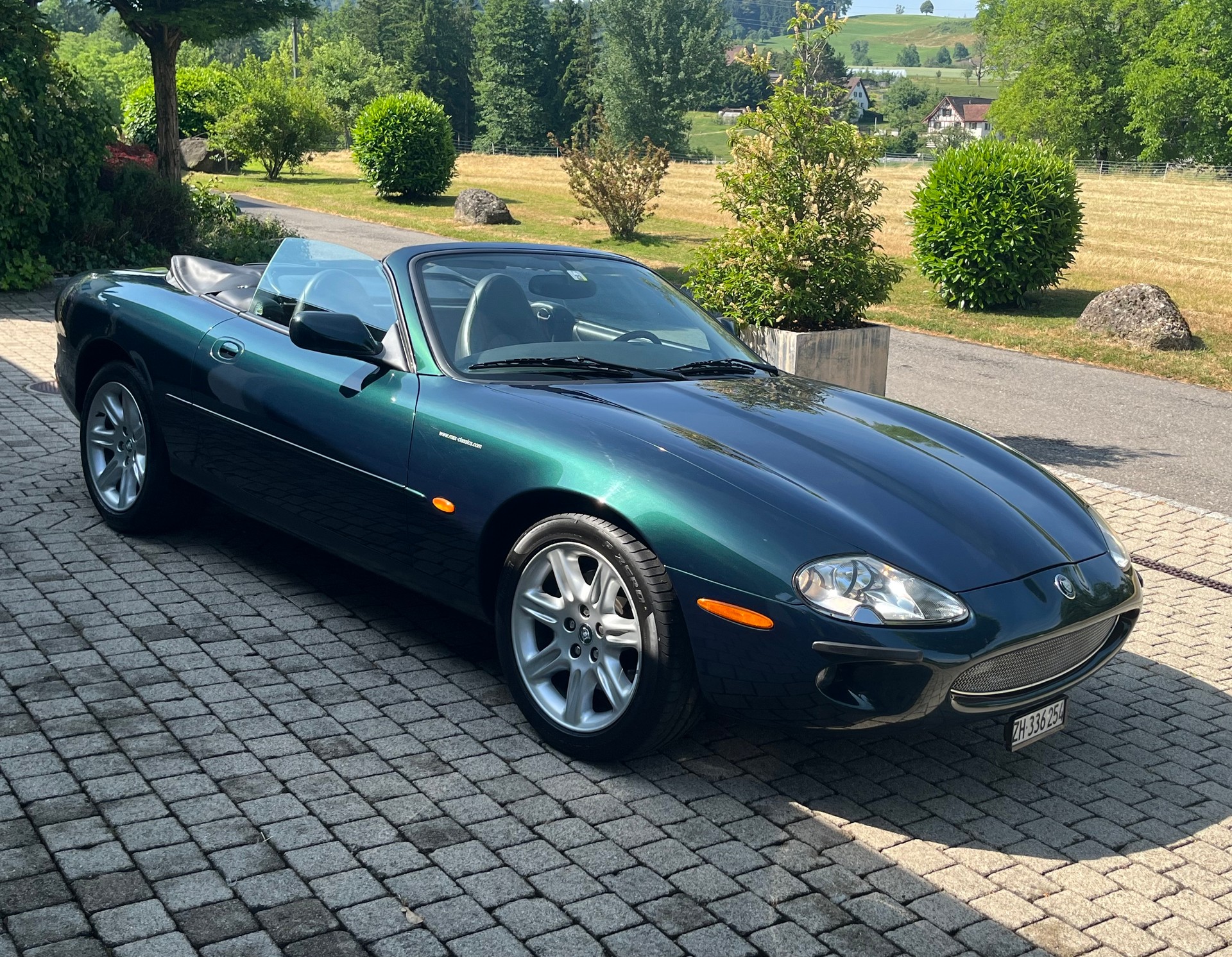 JAGUAR XK8 Convertible - 10