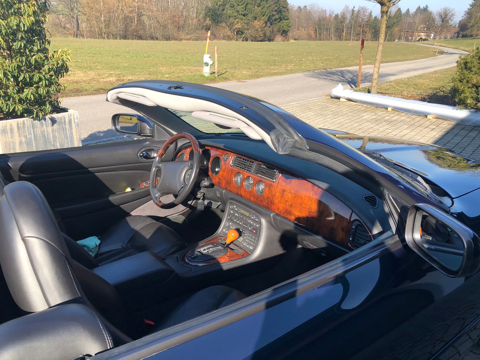 JAGUAR XK8 Convertible - 15