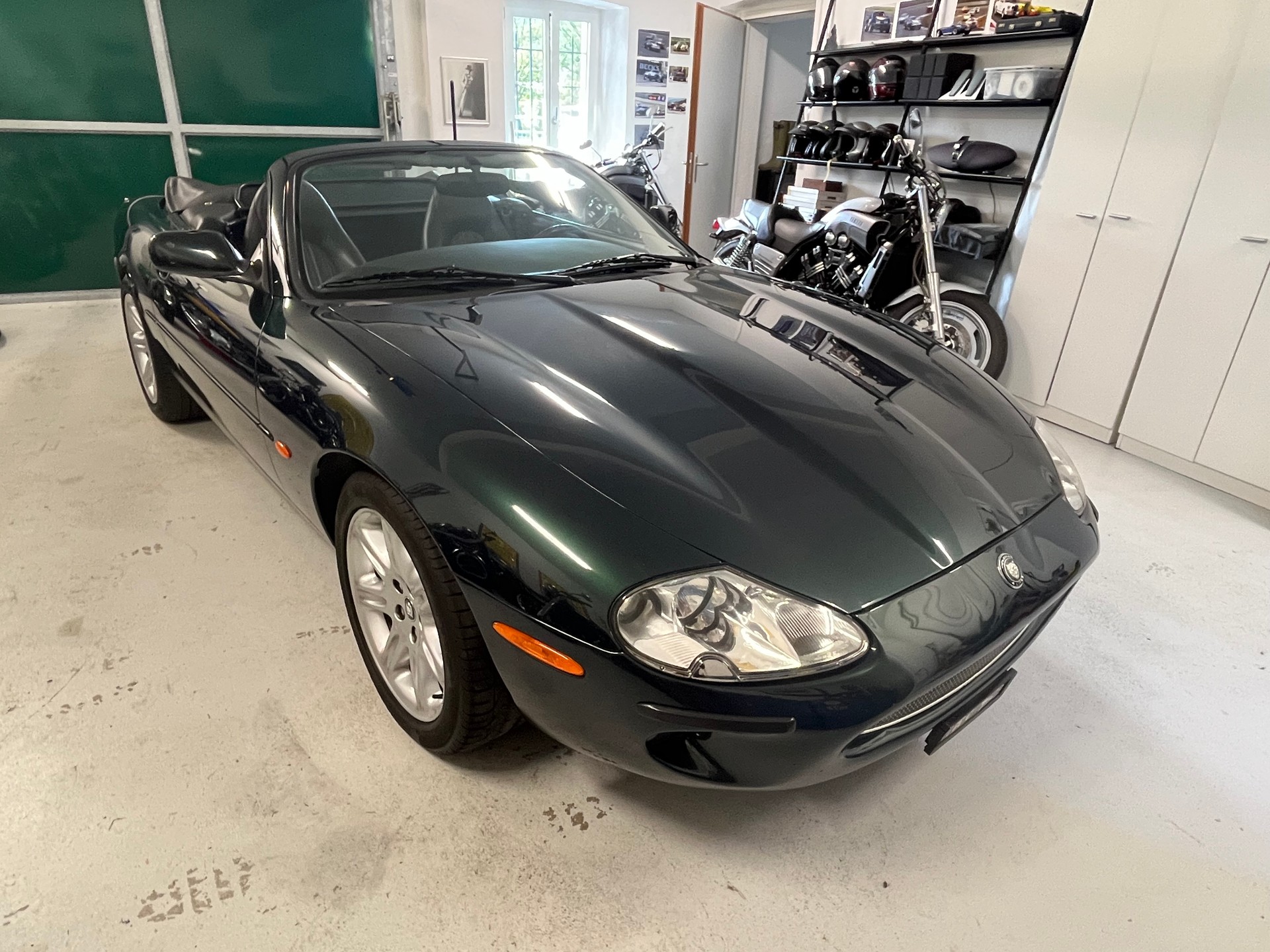 JAGUAR XK8 Convertible - 2