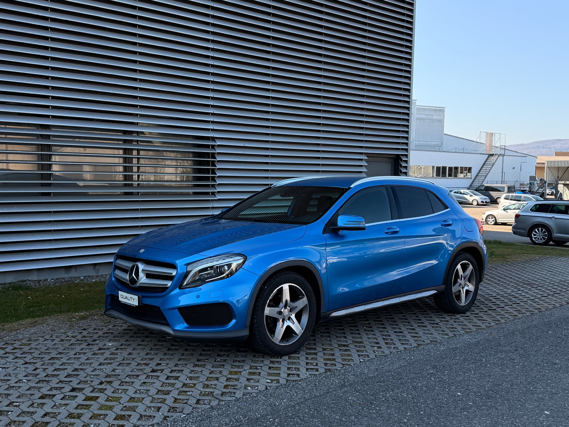 MERCEDES-BENZ GLA 200 AMG Line 7G-DCT - 2