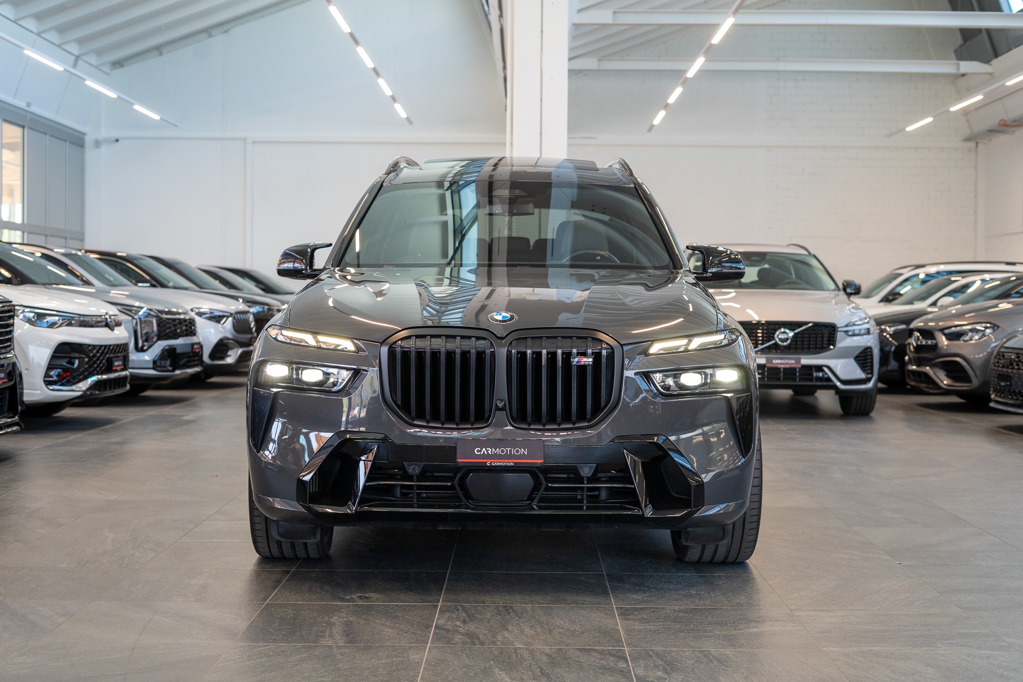 X7 xDrive 48V M60i M Sport / 23" Felgen / Iconic Glow / Head-Up Display / Panorama-Schiebedach