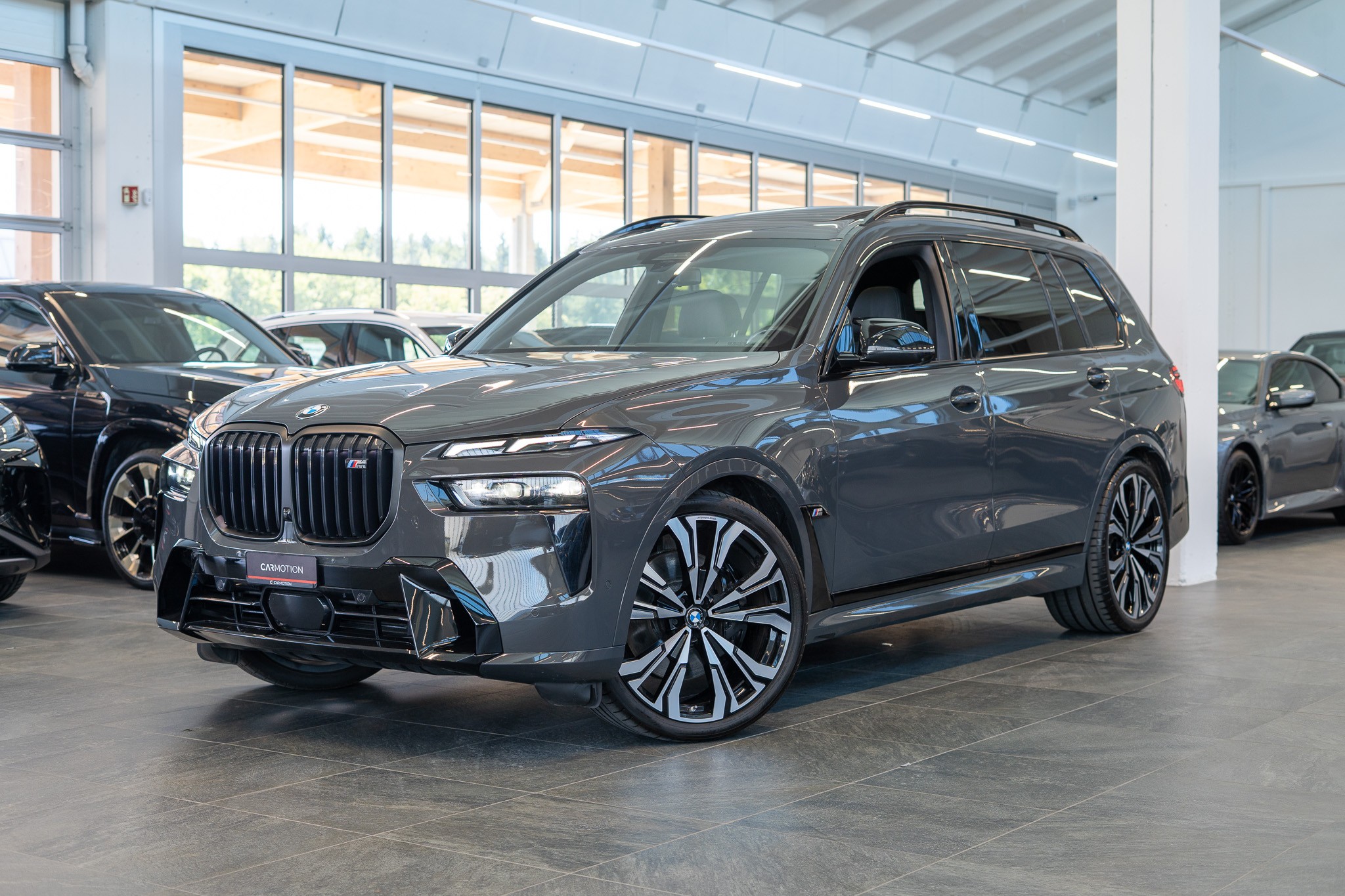 X7 xDrive 48V M60i M Sport / 23" Felgen / Iconic Glow / Head-Up Display / Panorama-Schiebedach