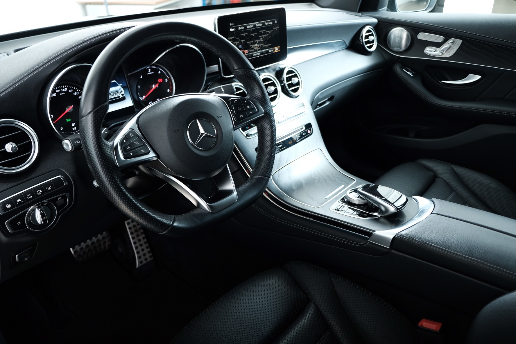 MERCEDES-BENZ GLC 350 d AMG Line 4Matic 9G-Tronic - 9