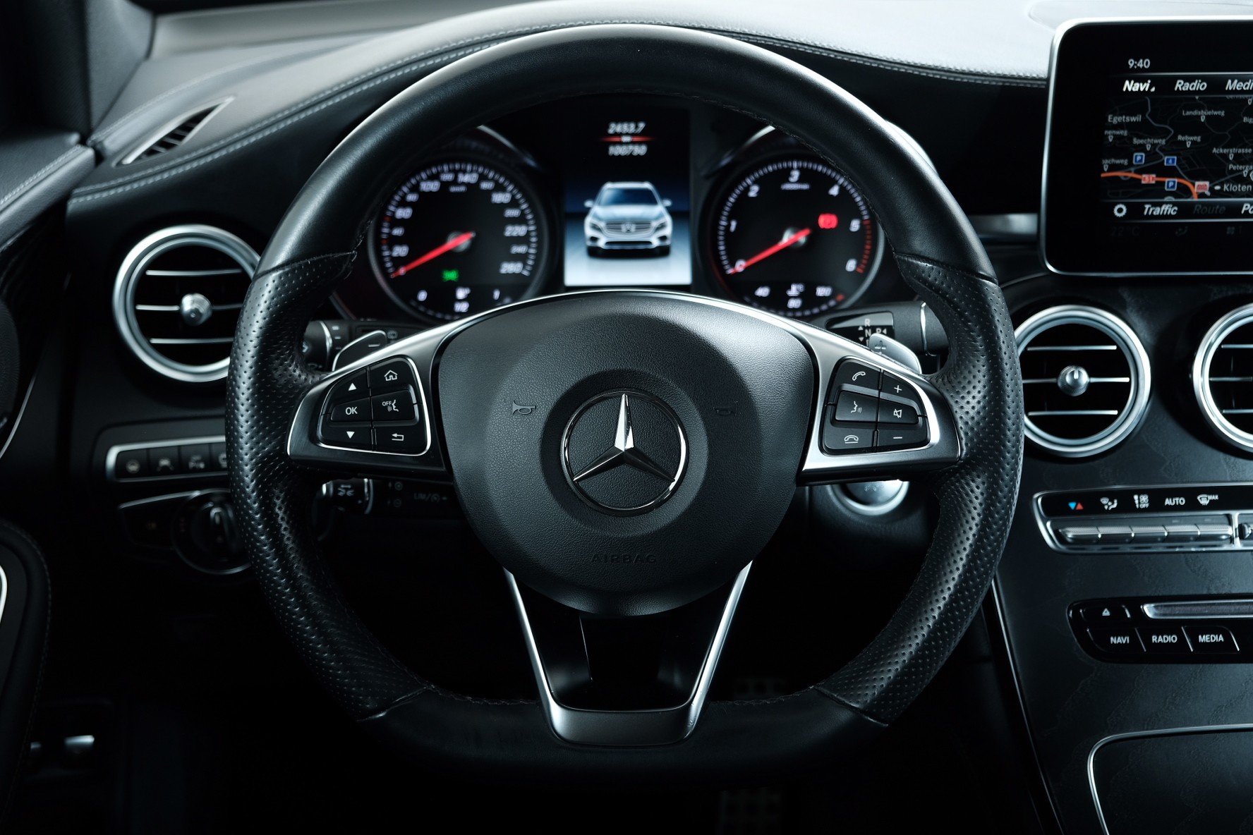 MERCEDES-BENZ GLC 350 d AMG Line 4Matic 9G-Tronic - 8