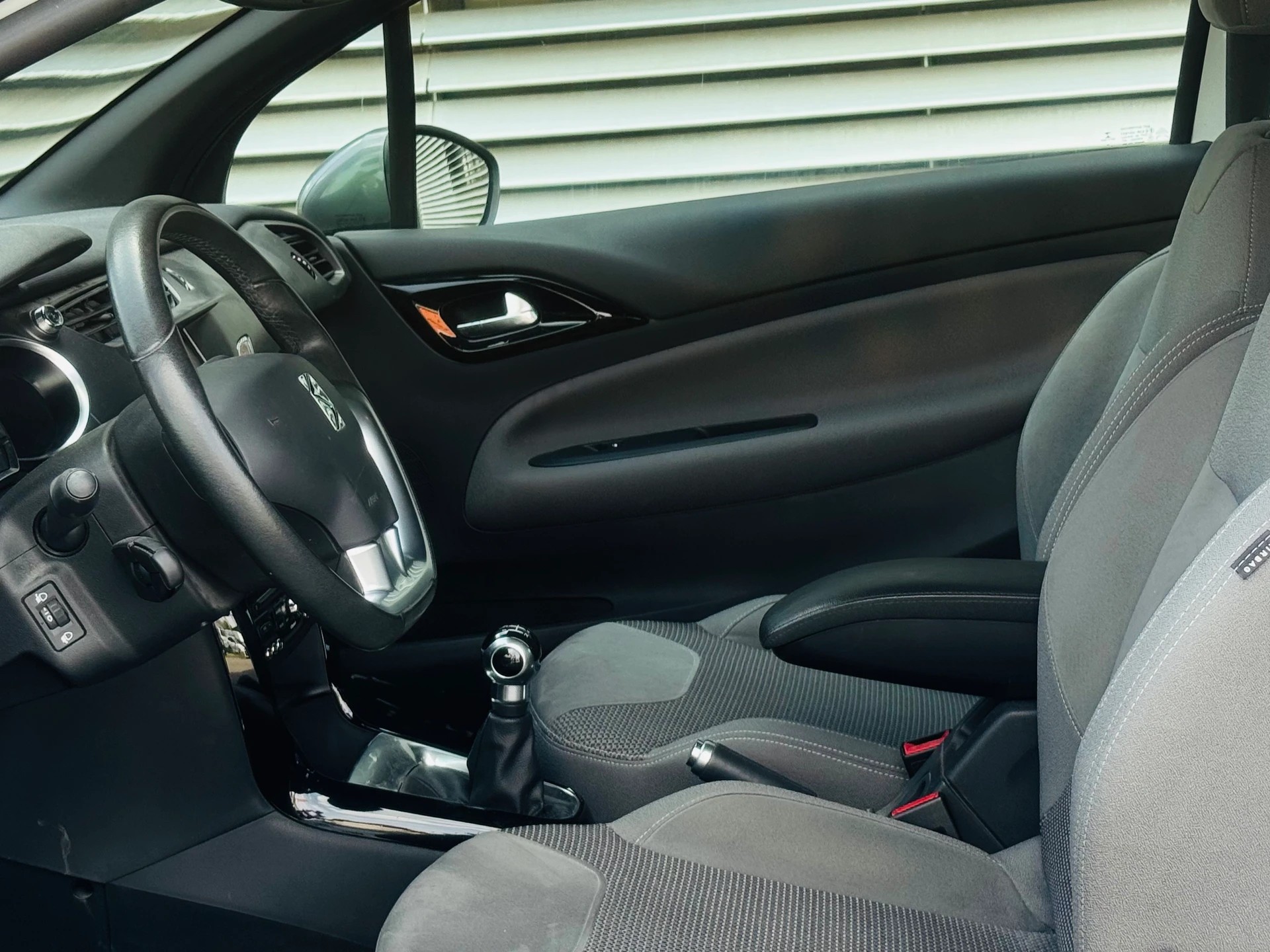 DS AUTOMOBILES DS3 1.2 VTi SO Irresistent - 11