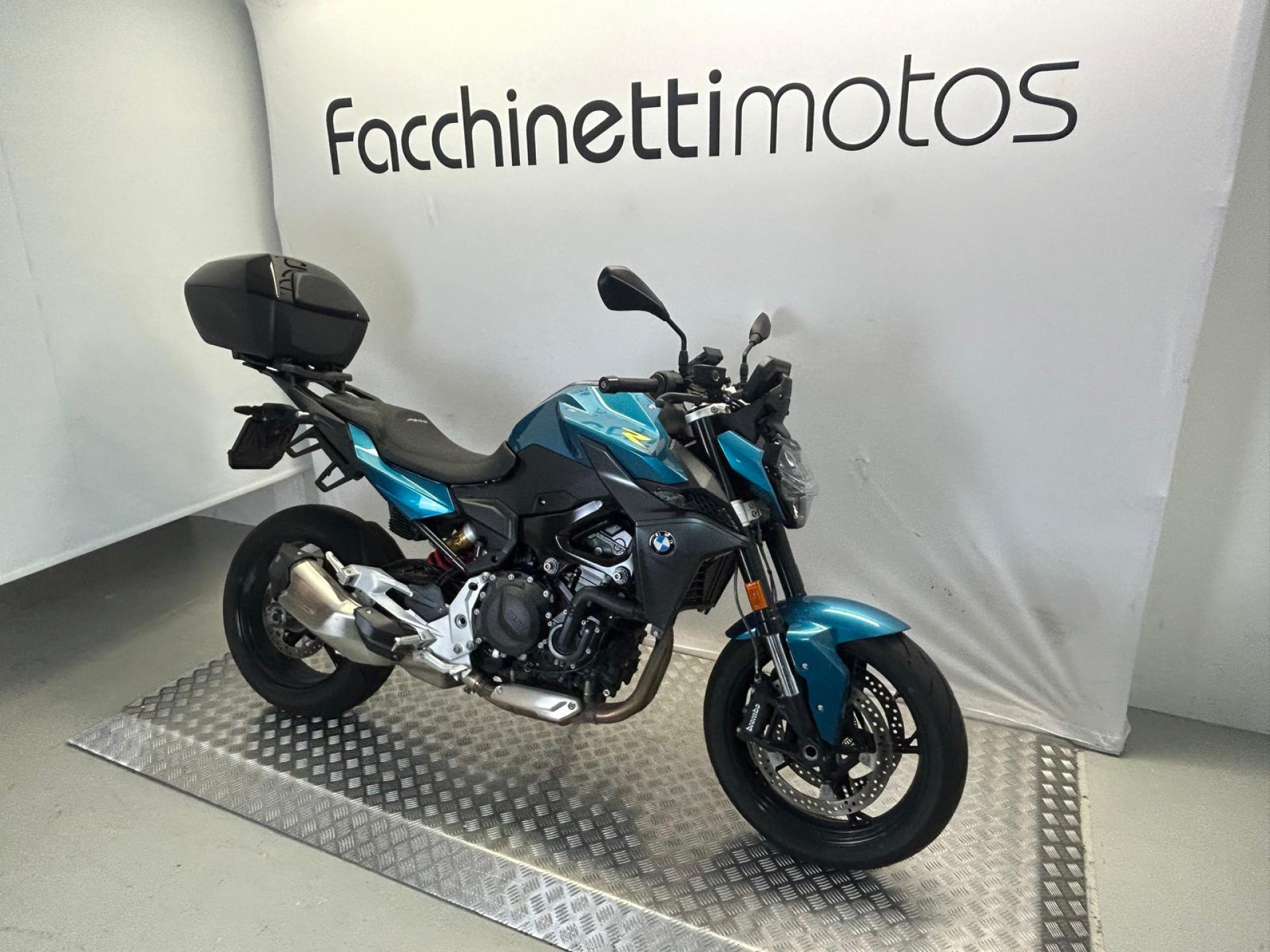 BMW F 900 R - 4