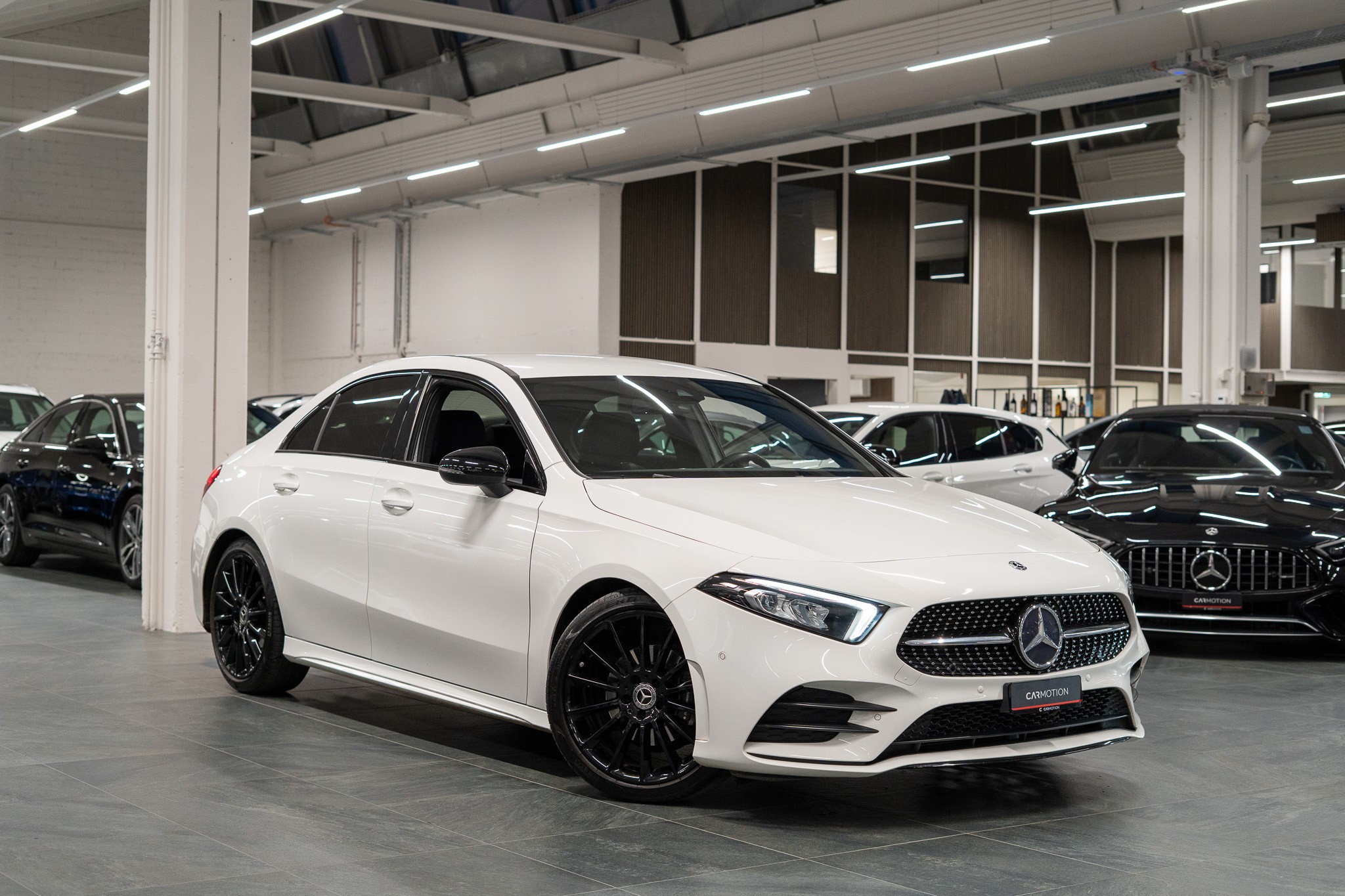 A 180 d AMG Line Limousine / Rückfahrkamera / Ambientebeleuchtung / Sitzheizung