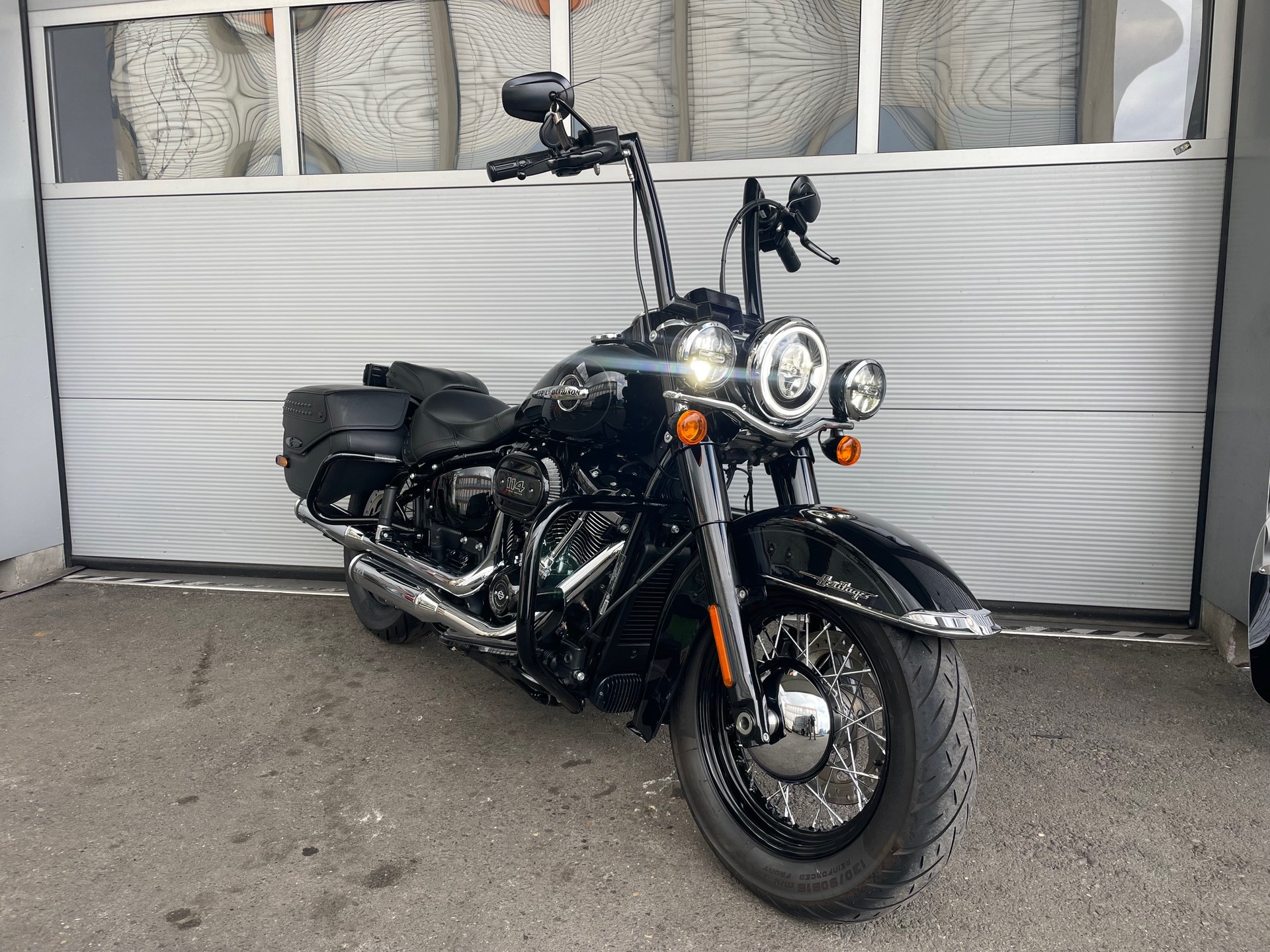 HARLEY-DAVIDSON FLHCS Heritage Classic 114 ABS - 3