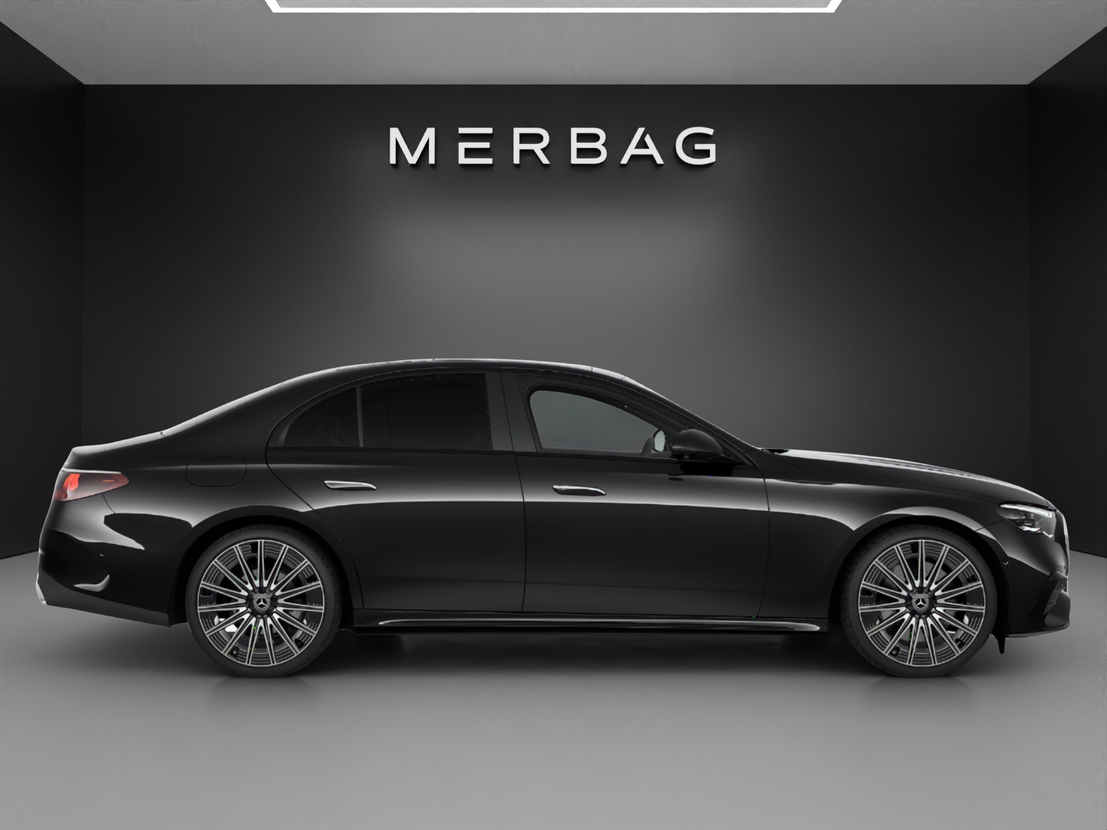 MERCEDES-BENZ E 220 d 4Matic 9G-Tronic - 2