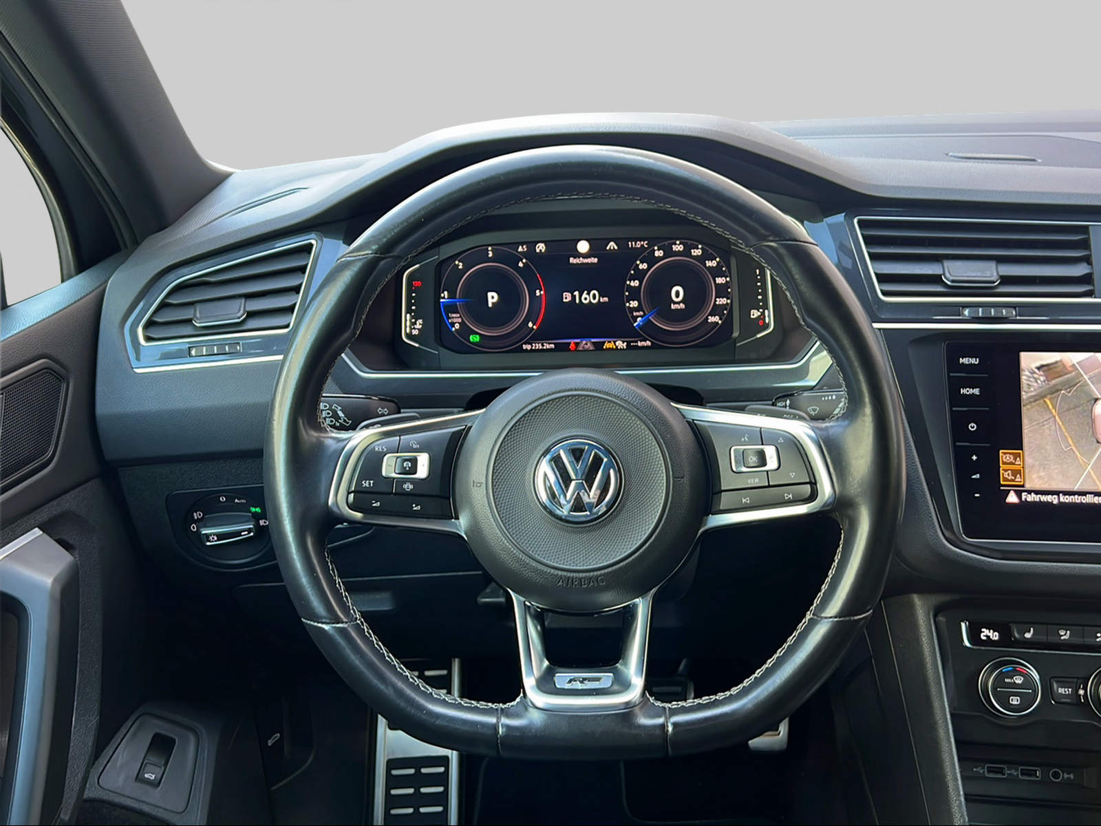 VW Tiguan 2.0 TDI SCR Highline R- Line 4Motion DSG - 12