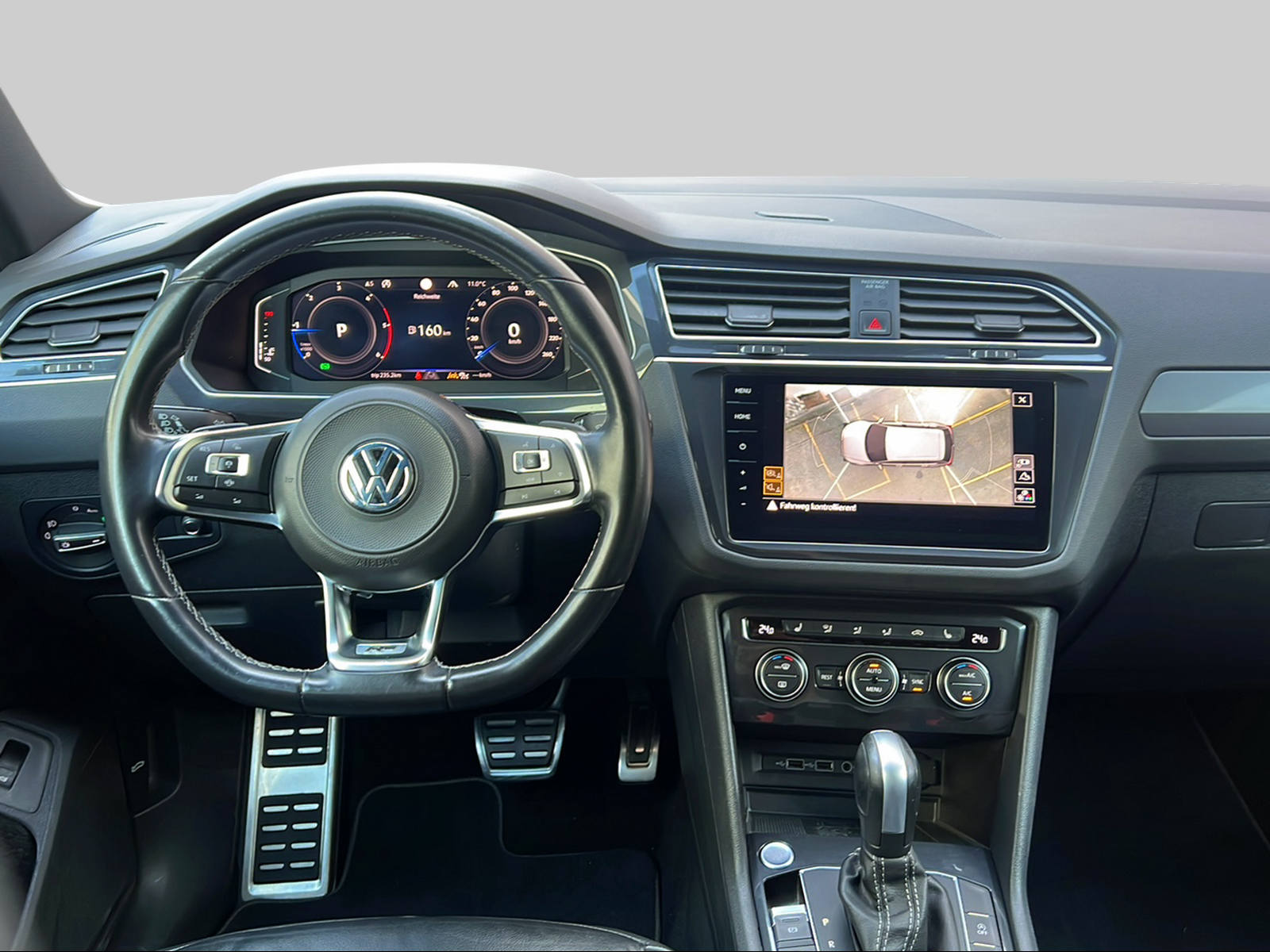 VW Tiguan 2.0 TDI SCR Highline R- Line 4Motion DSG - 11