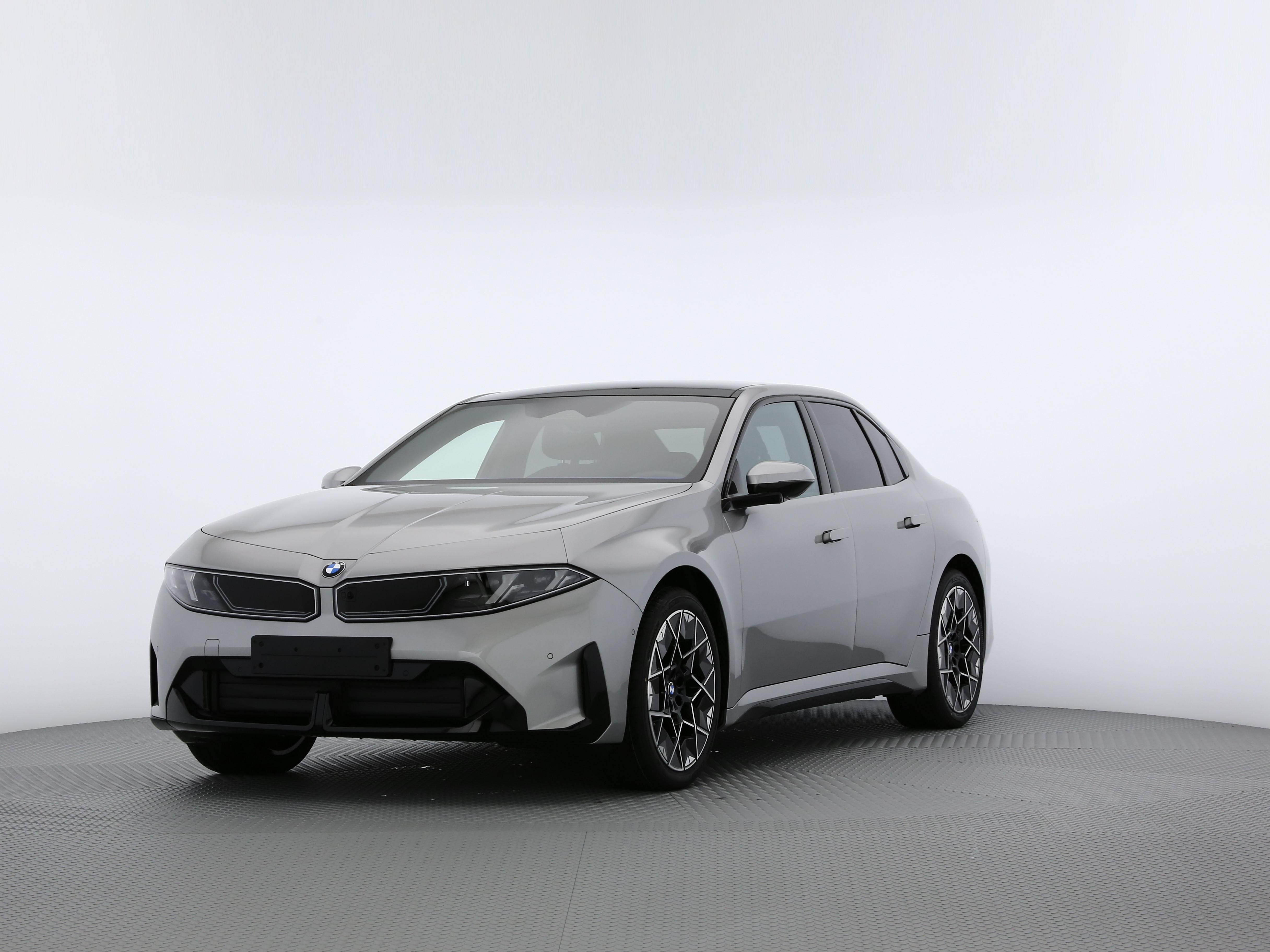 i3 NA0 50 xDrive
