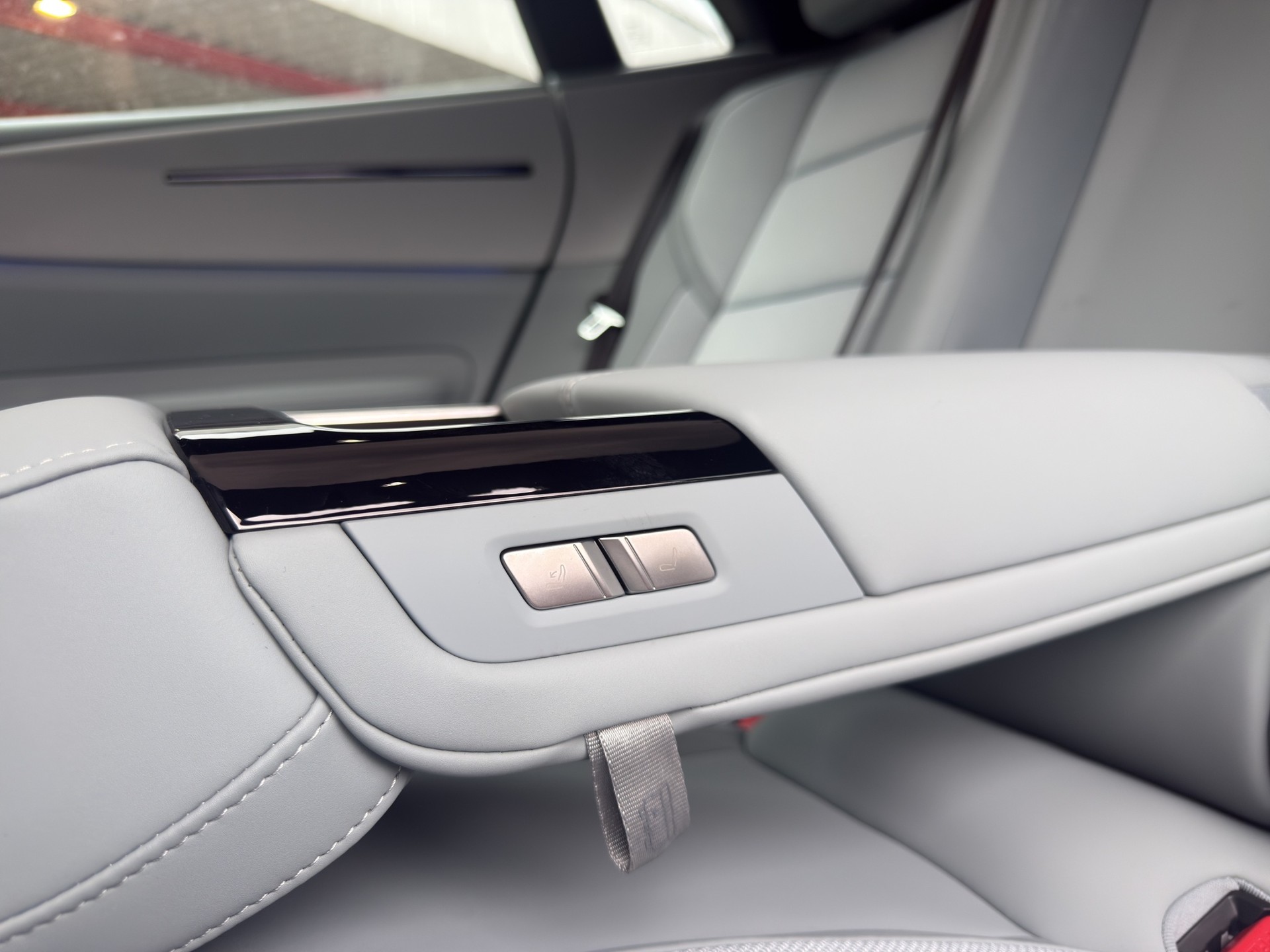 POLESTAR 4 Long Range Dual Motor - 26