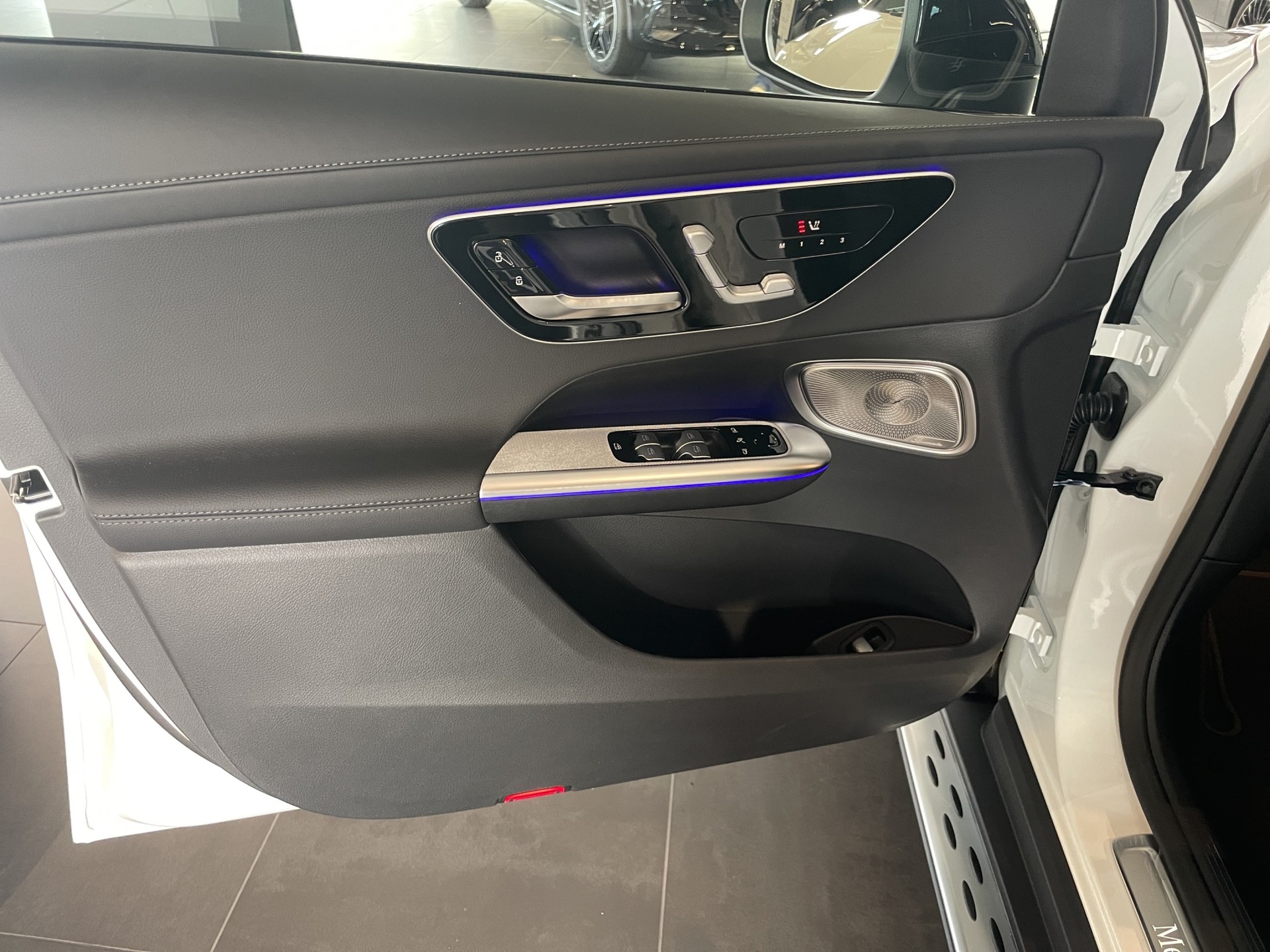 MERCEDES-BENZ GLC 300 4Matic 9G-Tronic - 12