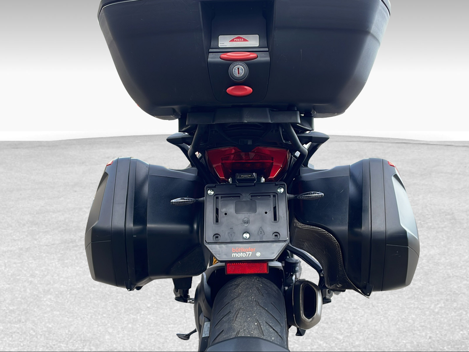 DUCATI Multistrada 1260 Pikes Peak ST - 9