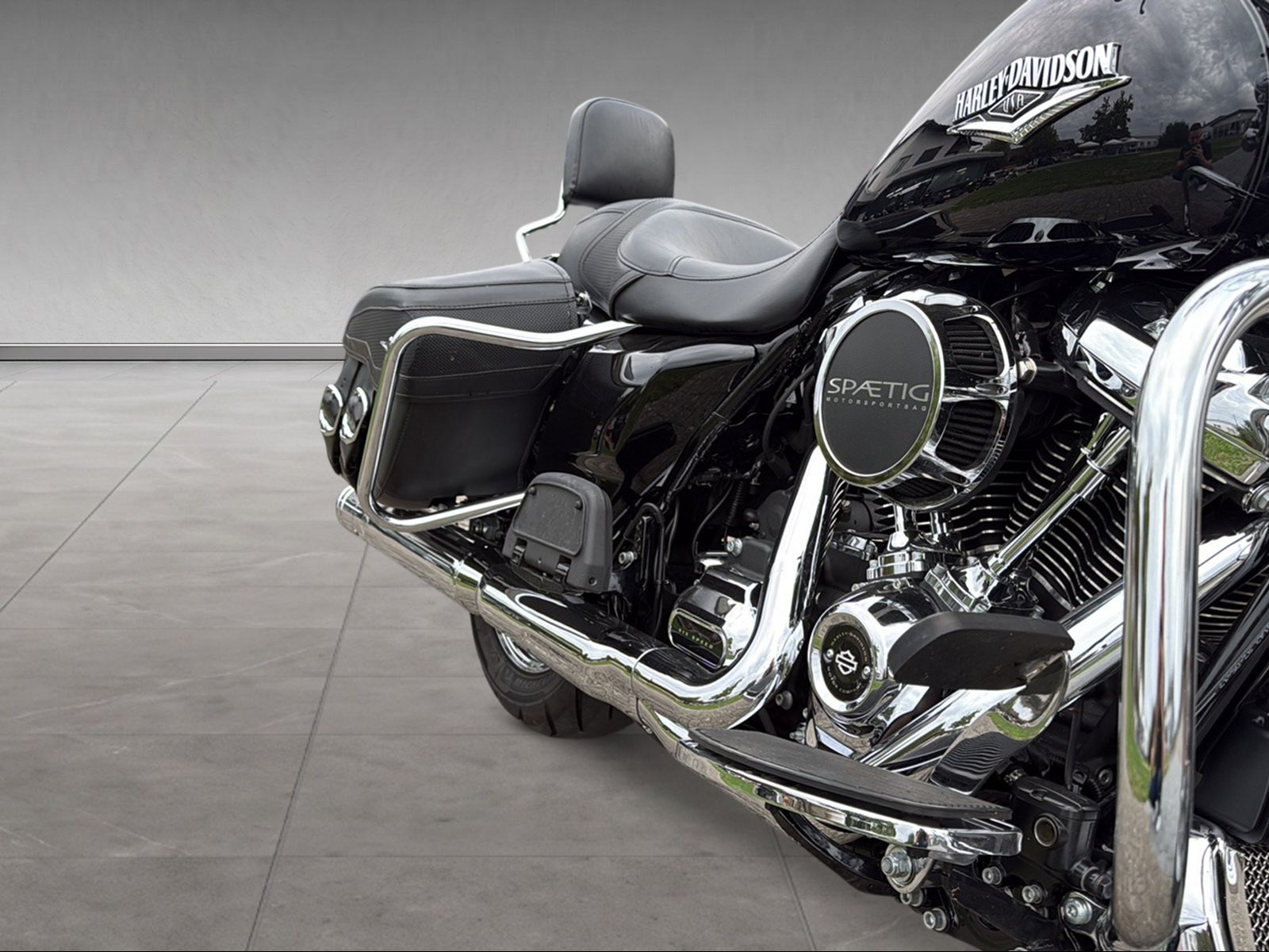 HARLEY-DAVIDSON FLHRC Road King Classic 107 ABS - 9
