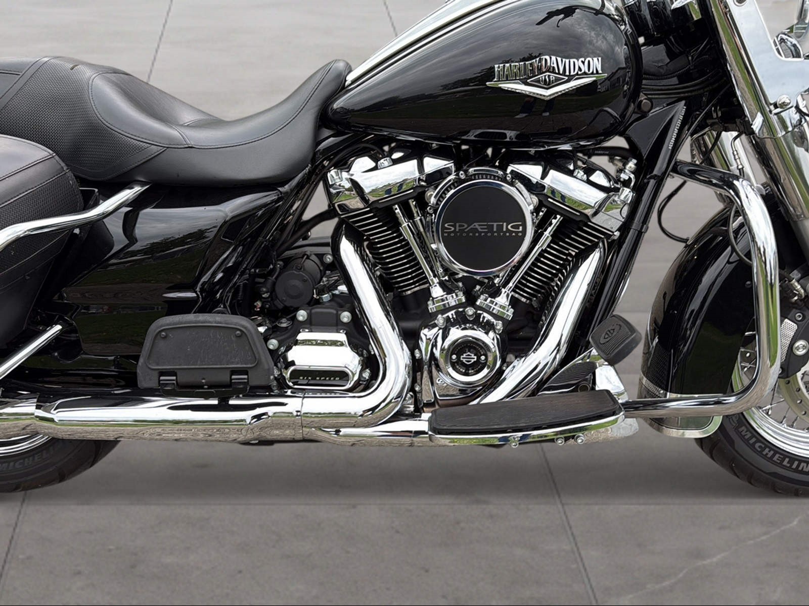 HARLEY-DAVIDSON FLHRC Road King Classic 107 ABS - 5