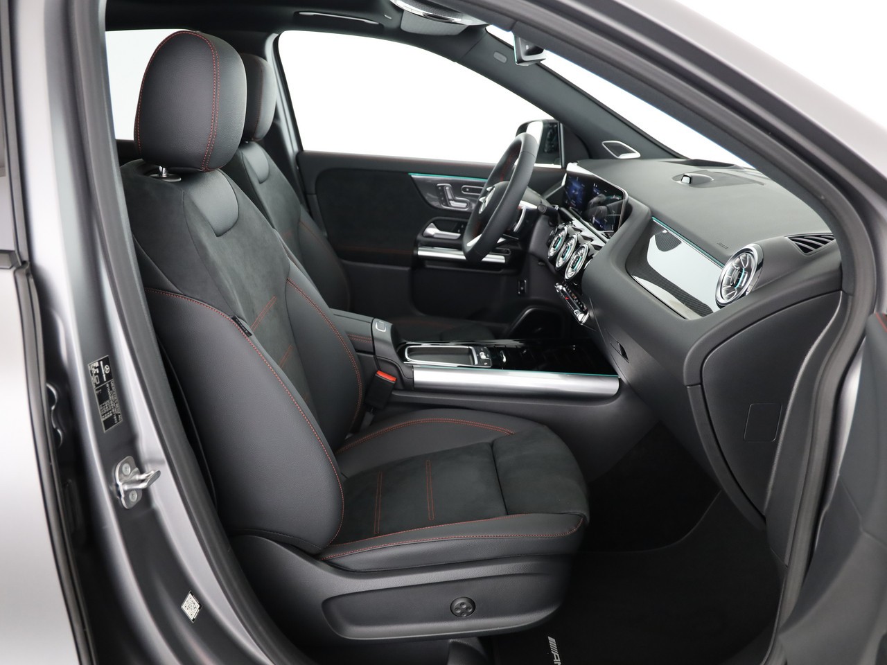 MERCEDES-BENZ GLA 200 7G-DCT - 10