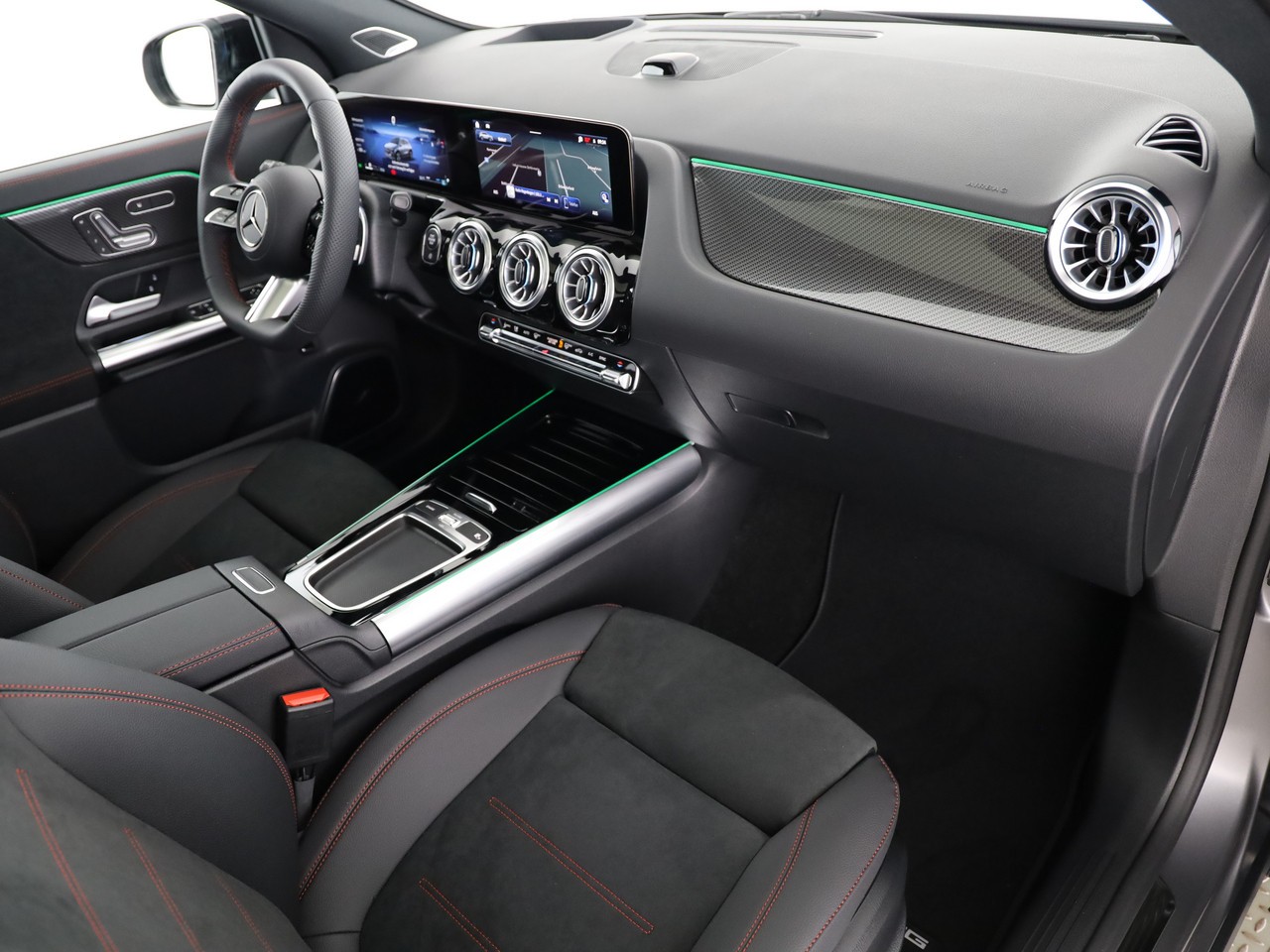 MERCEDES-BENZ GLA 200 7G-DCT - 9