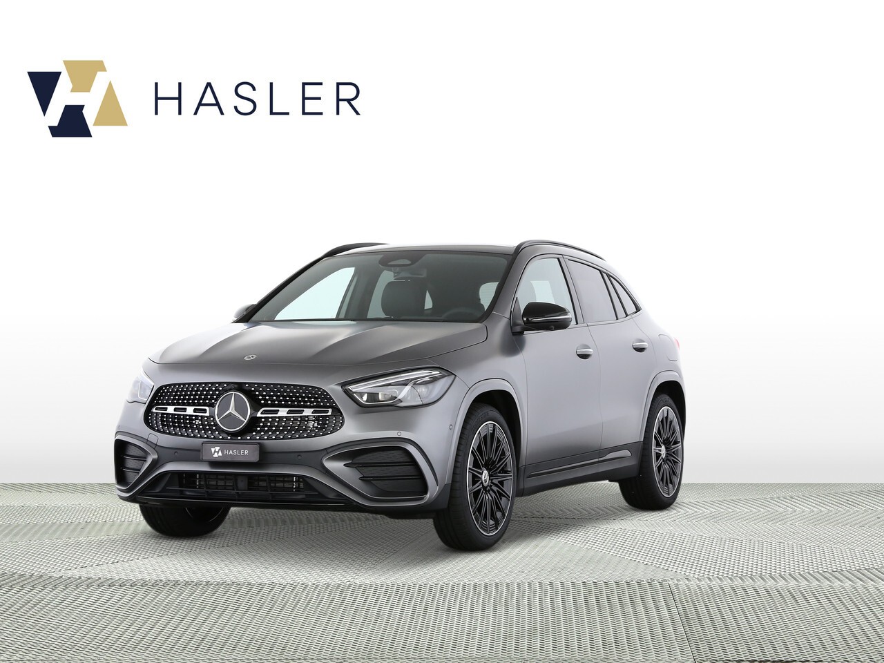 MERCEDES-BENZ GLA 200 7G-DCT