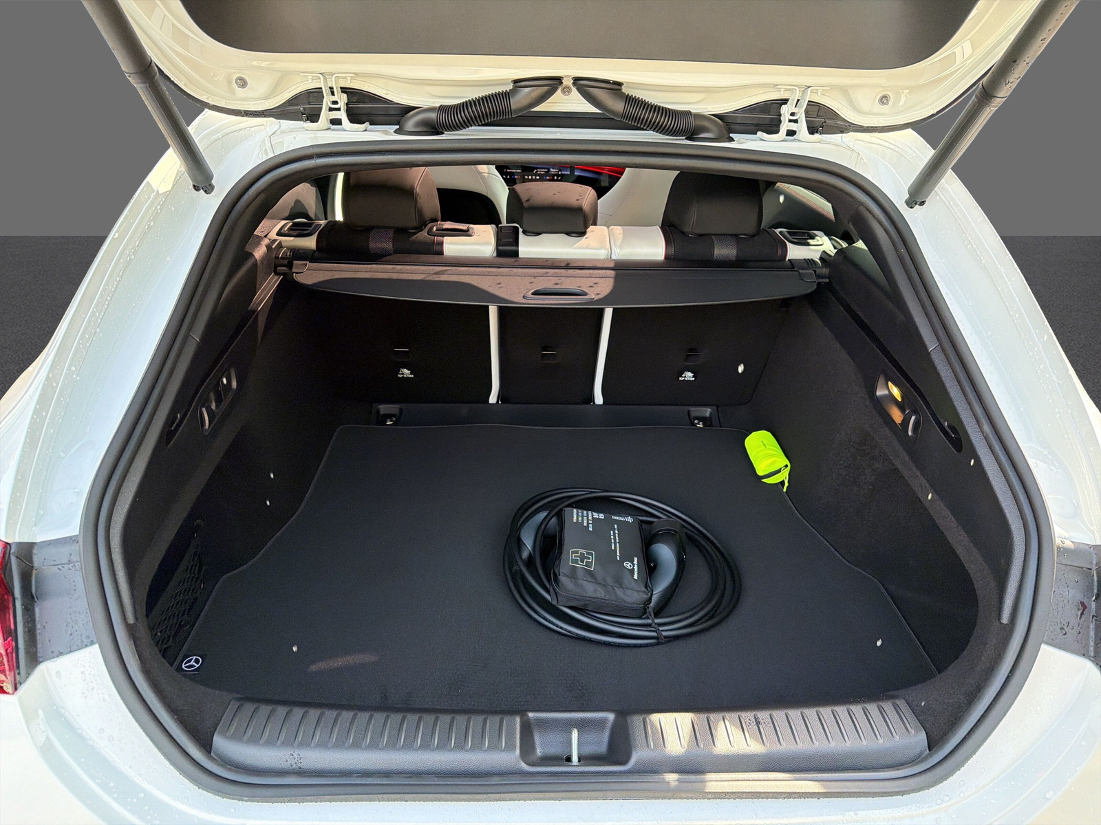 MERCEDES-BENZ CLA Shooting Brake 350 4Matic 85 kWh EQ - 20