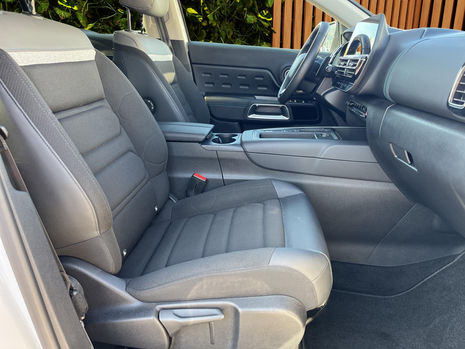 CITROEN C5 Aircross 1.6 PHEV Swiss Edition - 11
