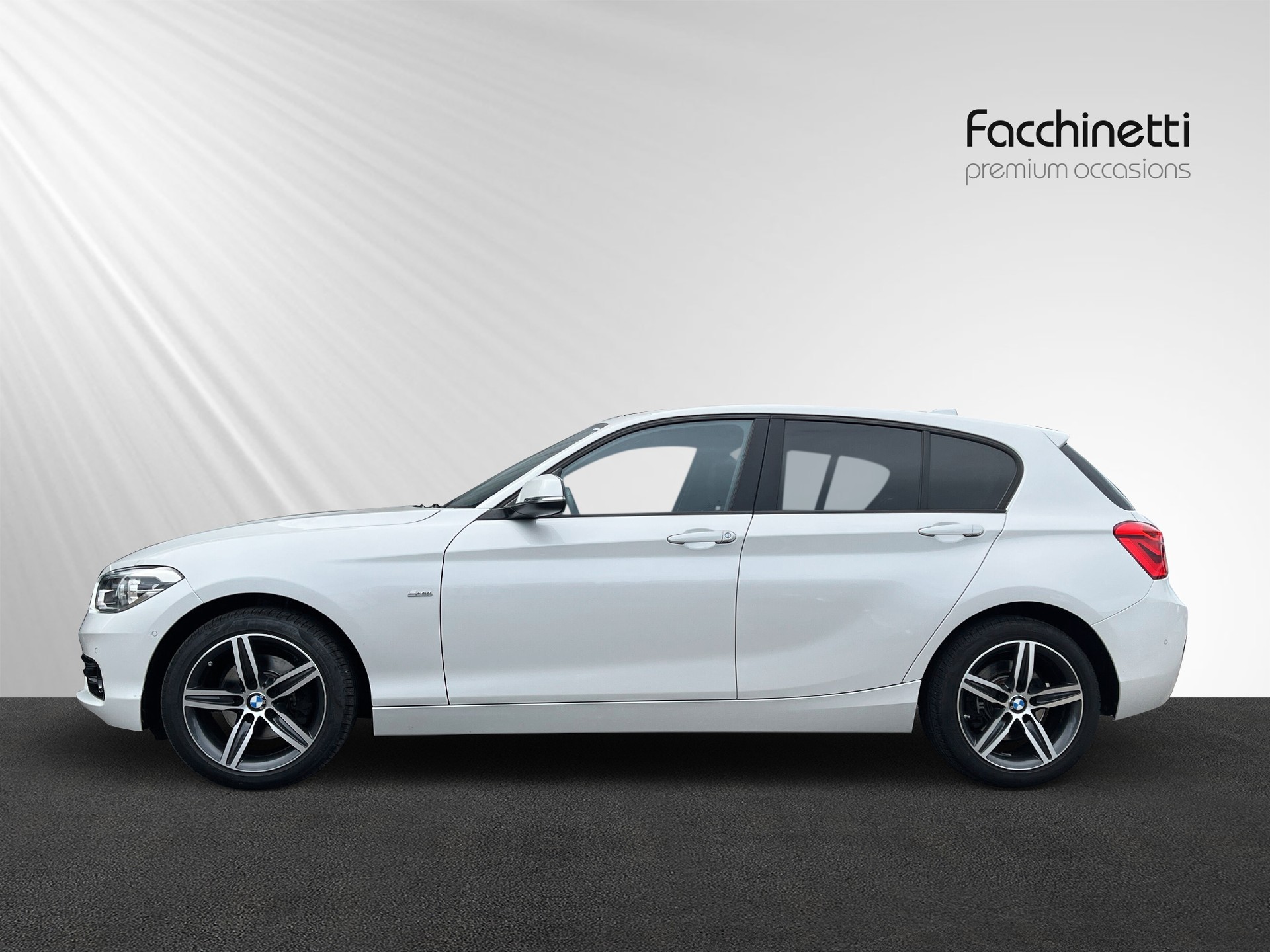 BMW 120i Sport Line Steptronic - 2