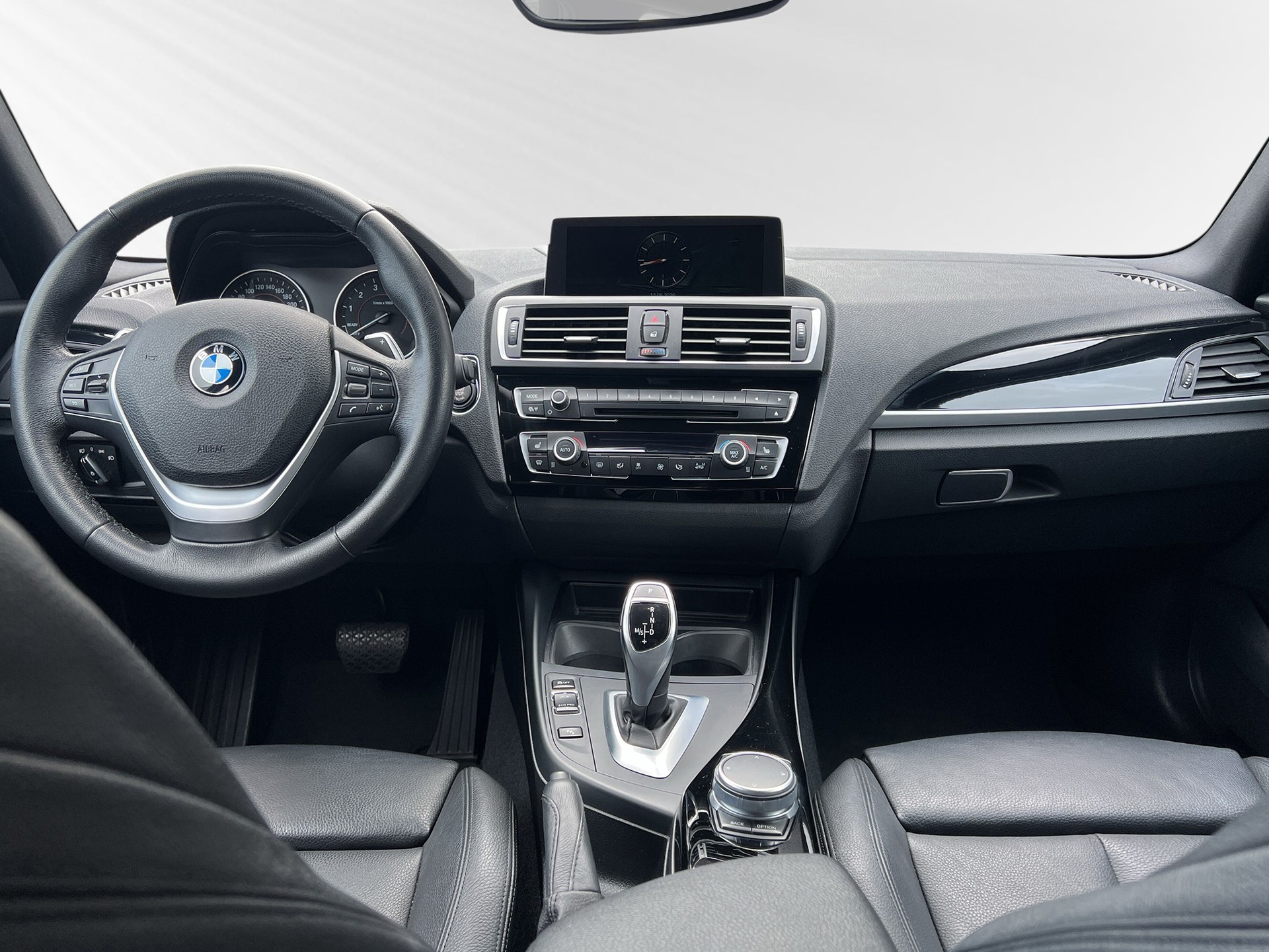 BMW 120i Sport Line Steptronic - 6