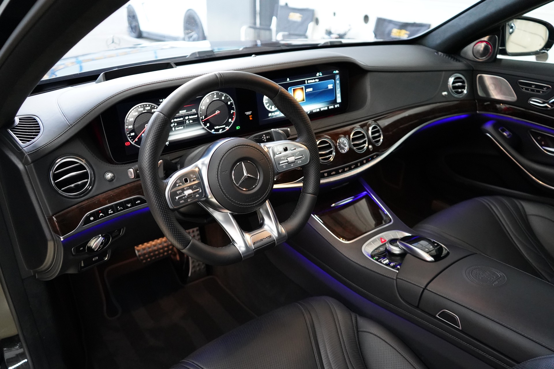 MERCEDES-BENZ S 63 AMG L 4Matic+ 9G-Tronic / Luxus ohne Ende ** - 12