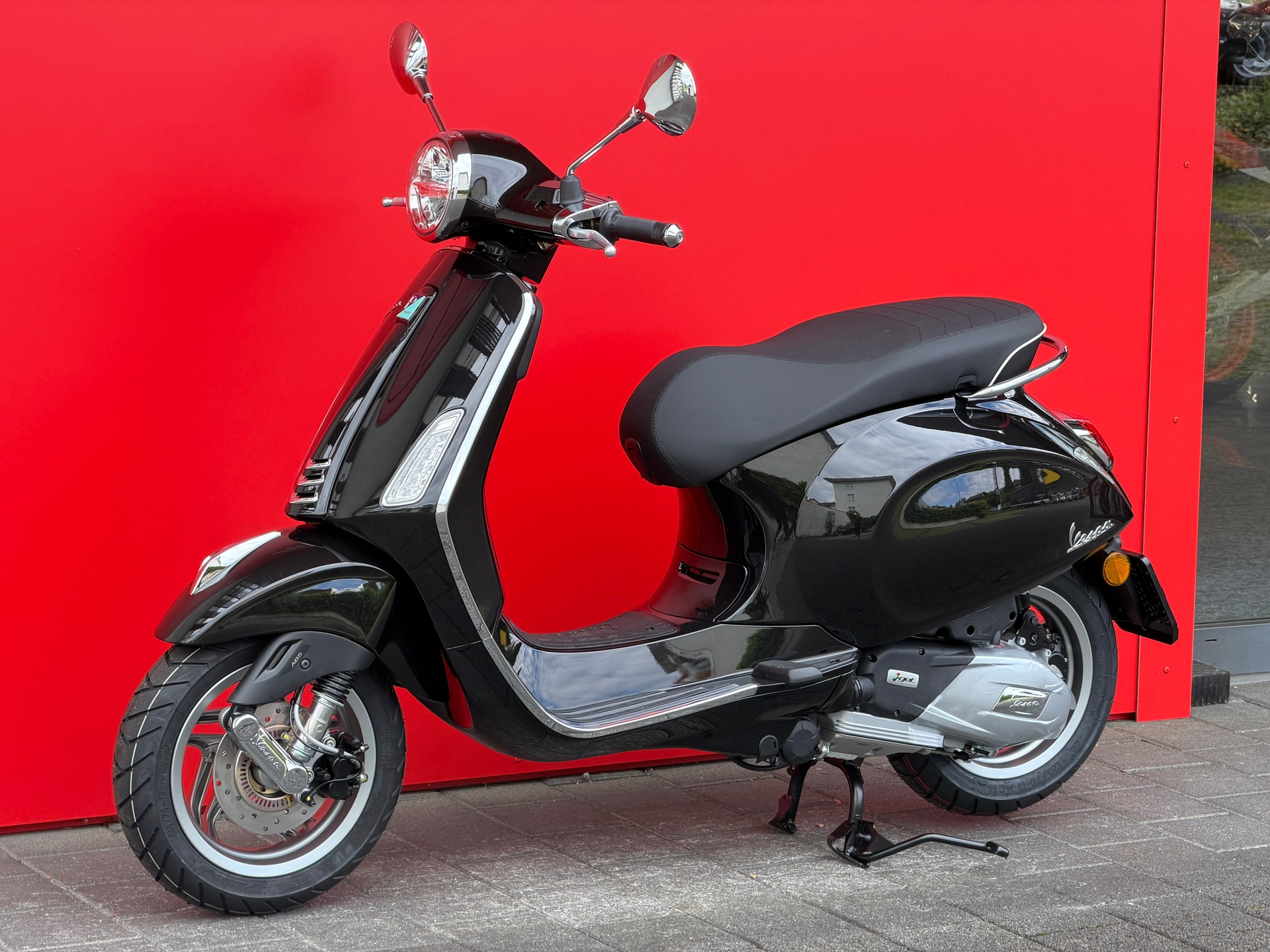 PIAGGIO Vespa 125 Primavera MY26 - 10