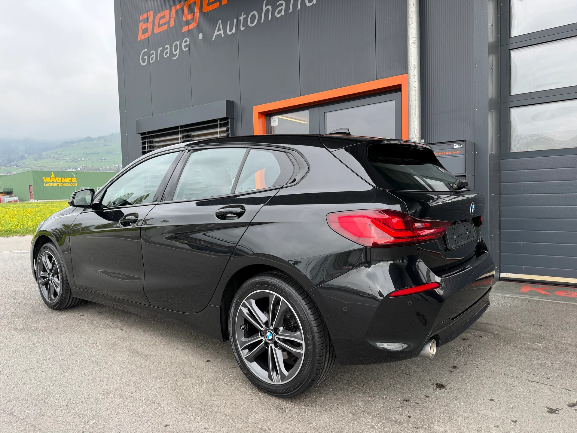 BMW 118i Steptronic Sport Line - 3