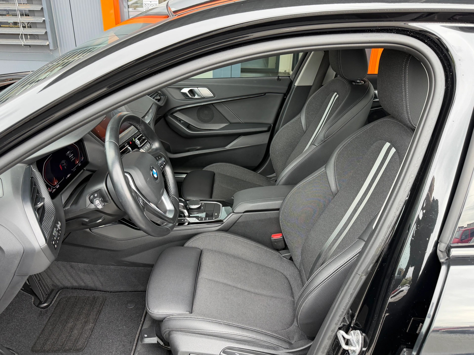 BMW 118i Steptronic Sport Line - 7